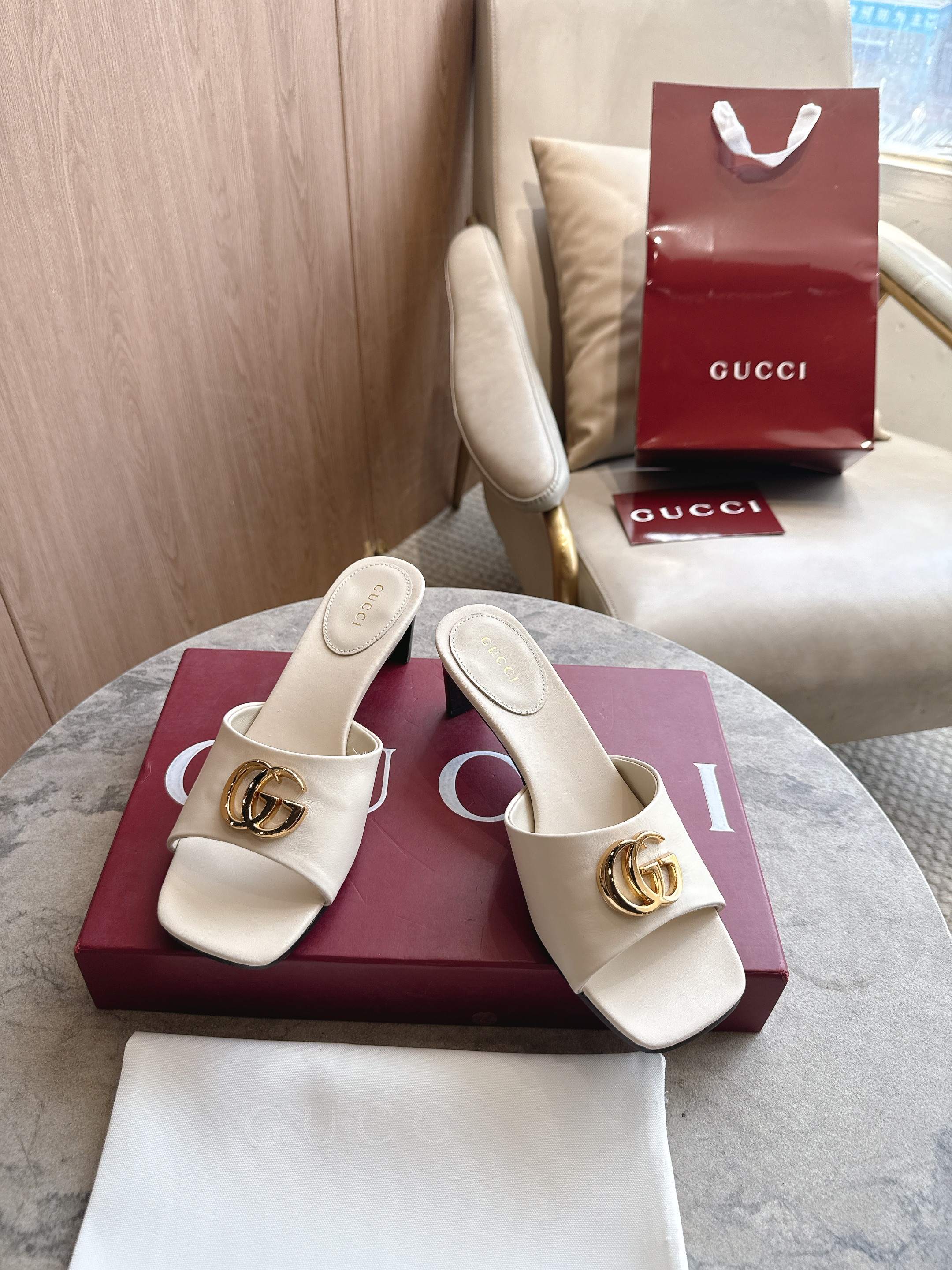 Cheap Gucci Slippers For Women in 235784, $60 USD- [IB235784] - Replica Gucci Slippers For Women