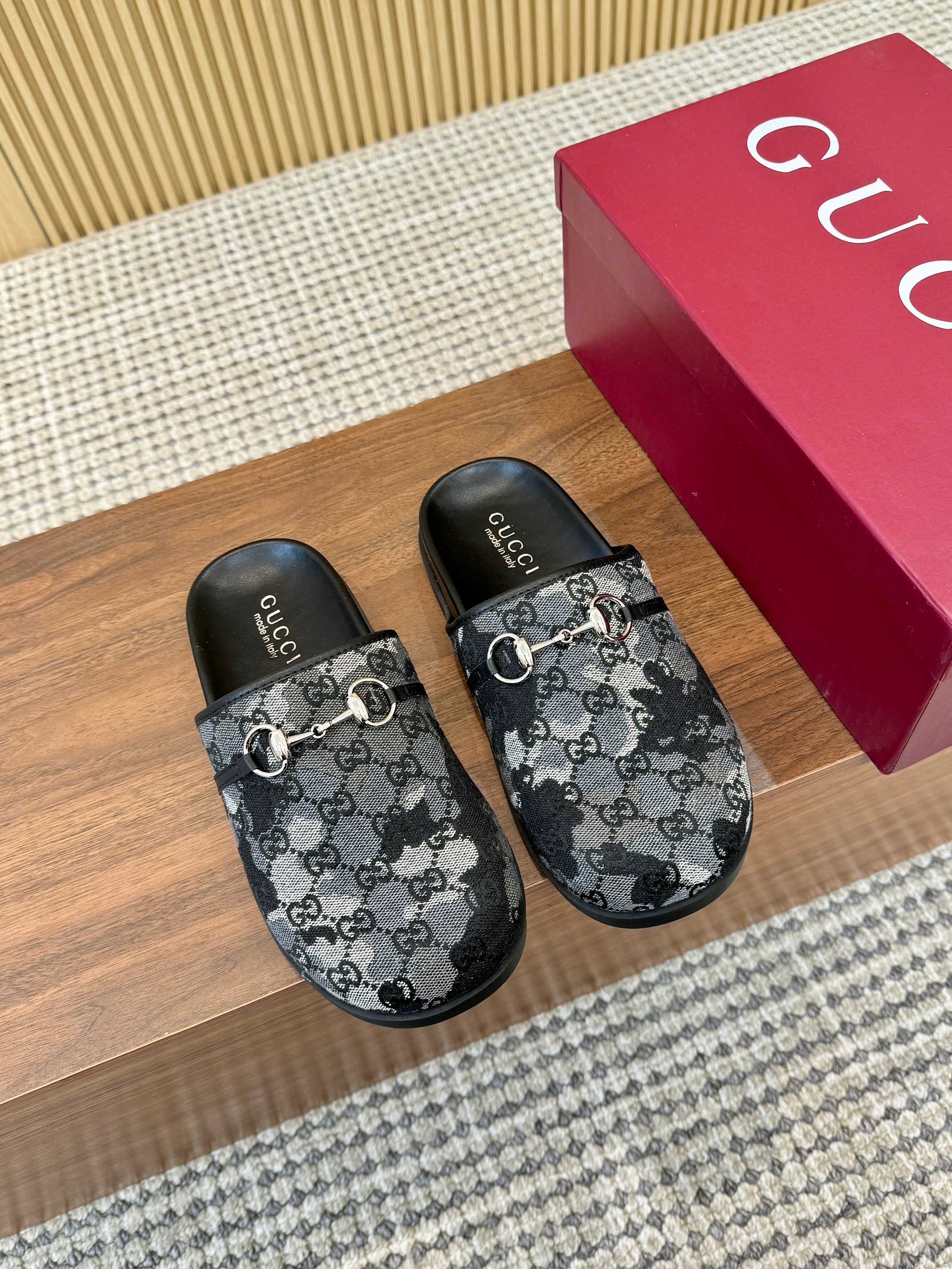Cheap Gucci Loafers For Women in 235802, $70 USD- [IB235802] - Replica Gucci Loafers For Women