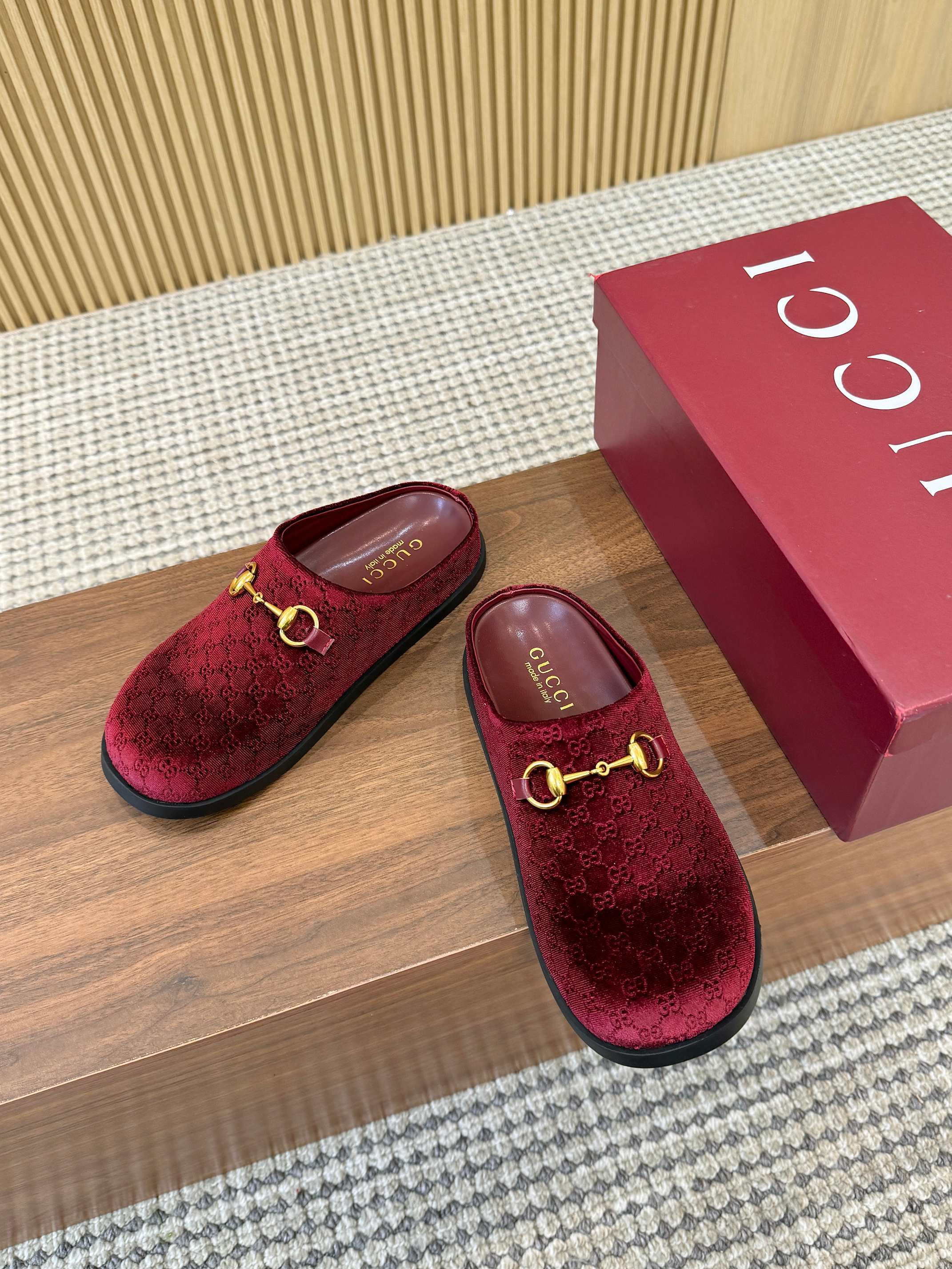 Cheap Gucci Loafers For Women in 235815, $70 USD- [IB235815] - Replica Gucci Loafers For Women