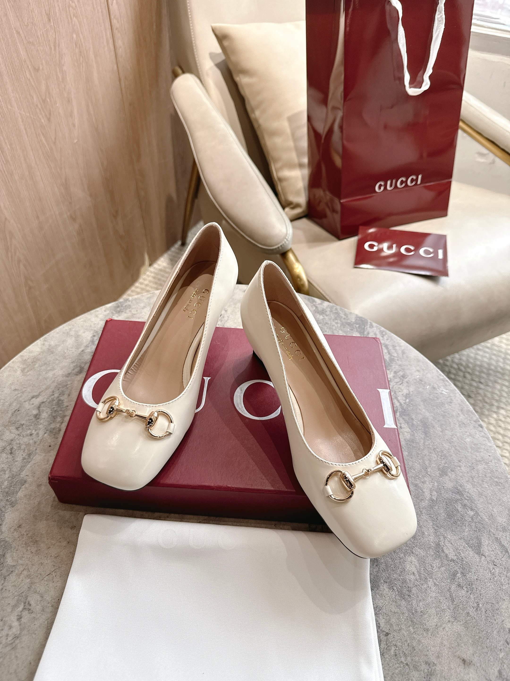 Cheap Gucci Sandals And Pumps For Women in 235816, $85 USD- [IB235816] - Replica Gucci Sandals And Pumps For Women