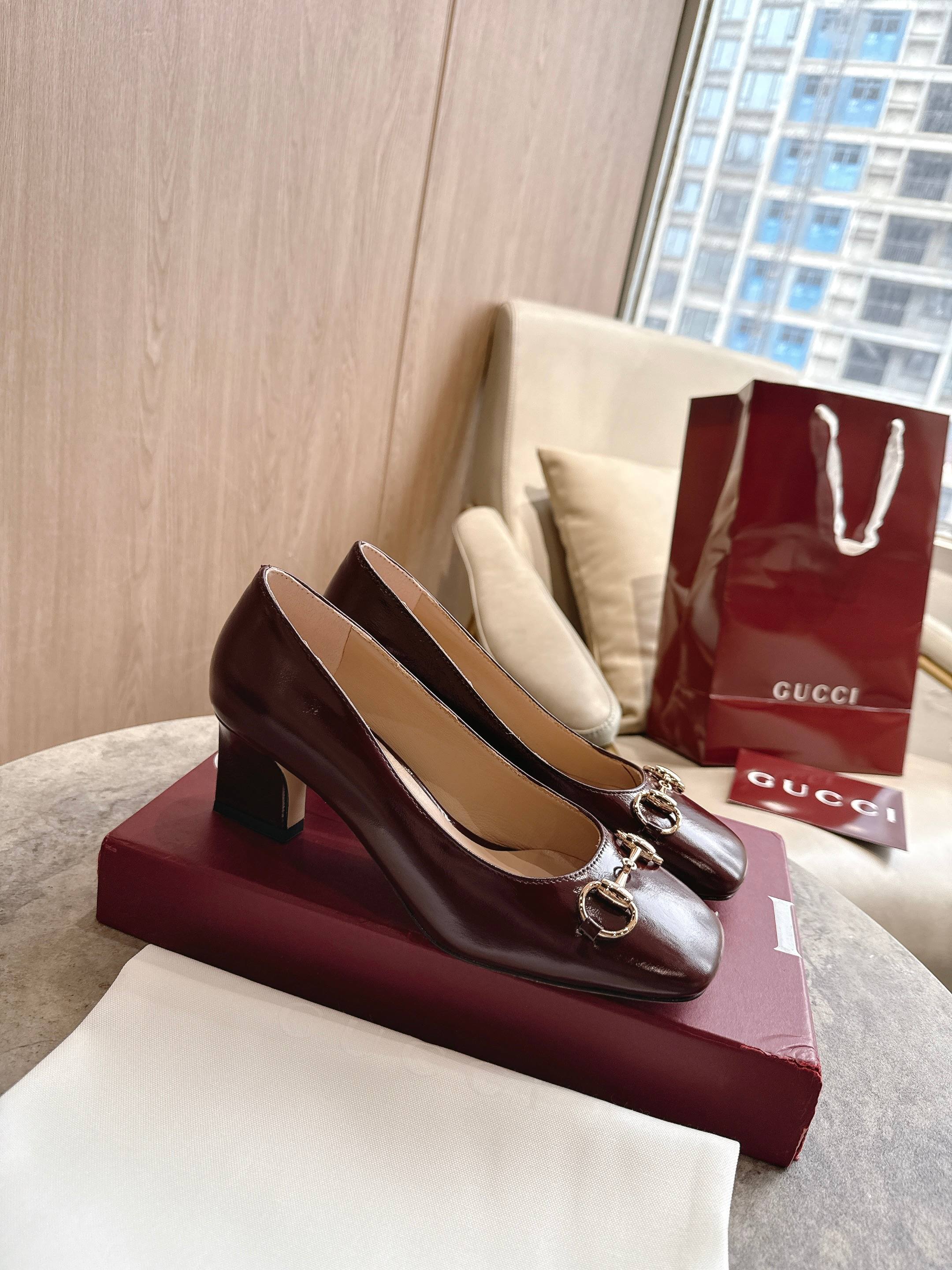 Cheap Gucci Sandals And Pumps For Women in 235817, $85 USD- [IB235817] - Replica Gucci Sandals And Pumps For Women