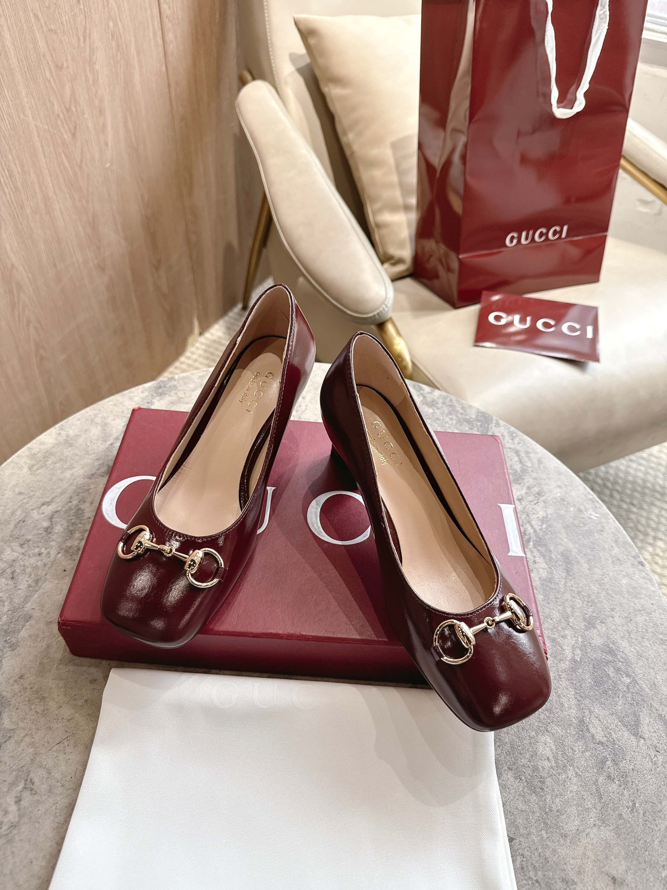 Cheap Gucci Sandals And Pumps For Women in 235817, $85 USD- [IB235817] - Replica Gucci Sandals And Pumps For Women