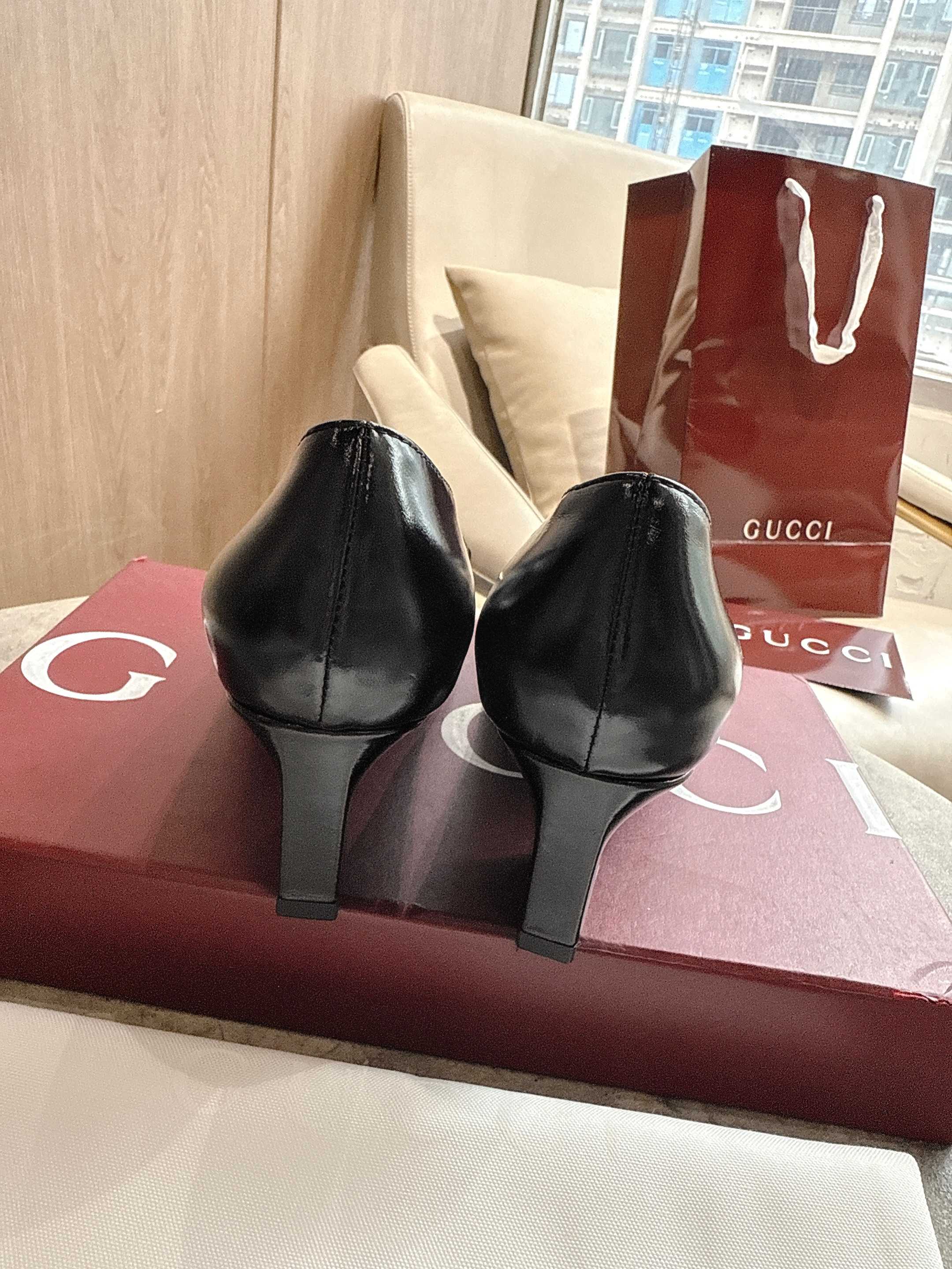 Cheap Gucci Sandals And Pumps For Women in 235819, $85 USD- [IB235819] - Replica Gucci Sandals And Pumps For Women