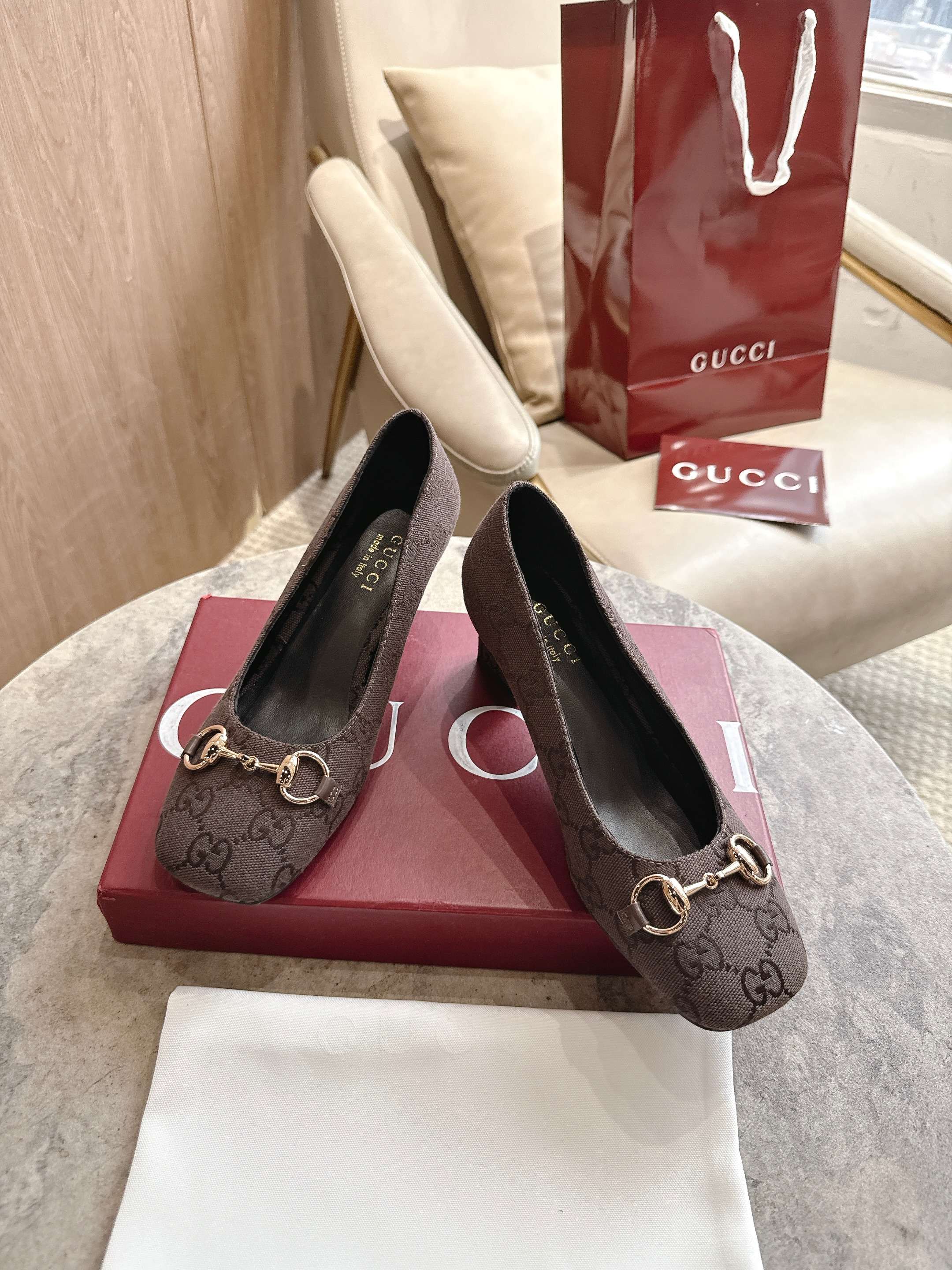Cheap Gucci Sandals And Pumps For Women in 235821, $85 USD- [IB235821] - Replica Gucci Sandals And Pumps For Women