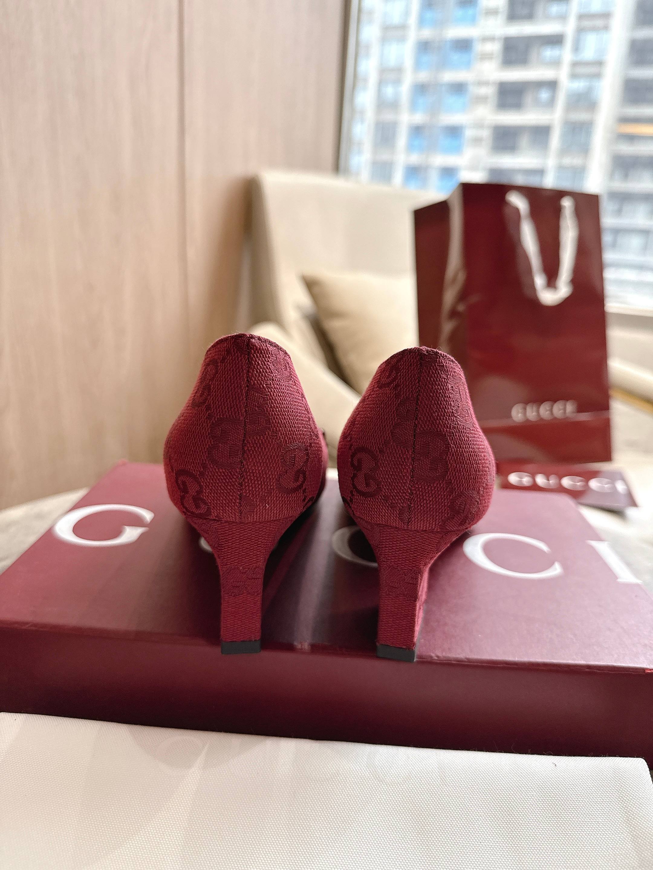 Cheap Gucci Sandals And Pumps For Women in 235822, $85 USD- [IB235822] - Replica Gucci Sandals And Pumps For Women
