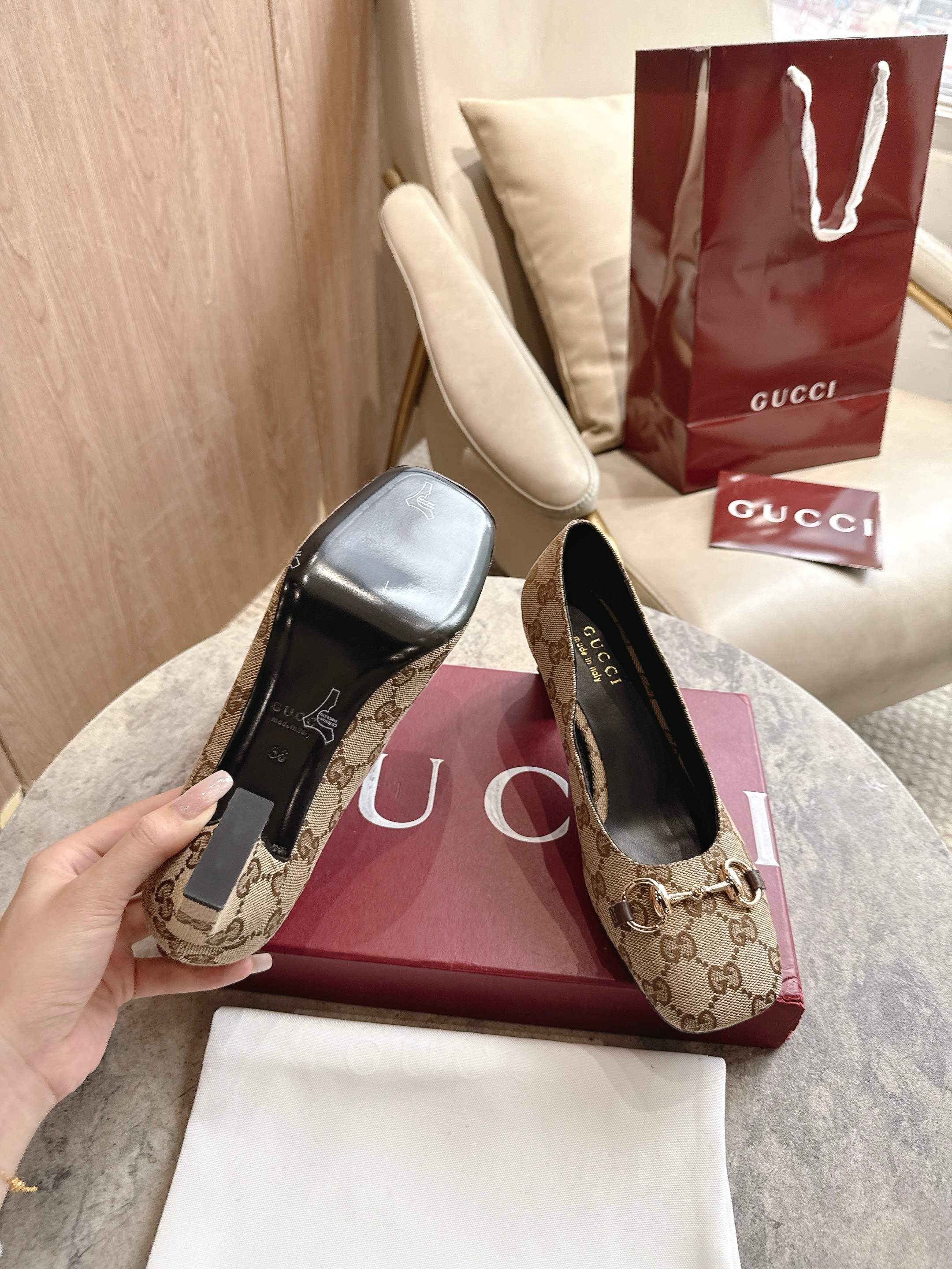 Cheap Gucci Sandals And Pumps For Women in 235823, $85 USD- [IB235823] - Replica Gucci Sandals And Pumps For Women