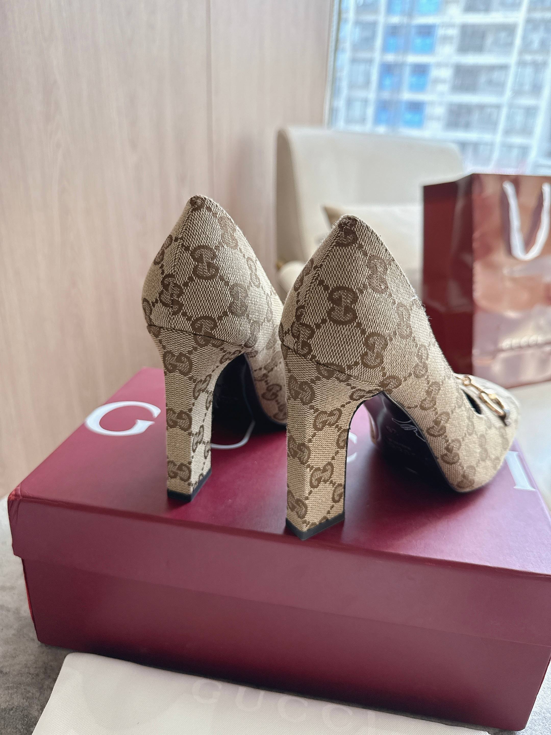 Cheap Gucci Sandals And Pumps For Women in 235824, $85 USD- [IB235824] - Replica Gucci Sandals And Pumps For Women