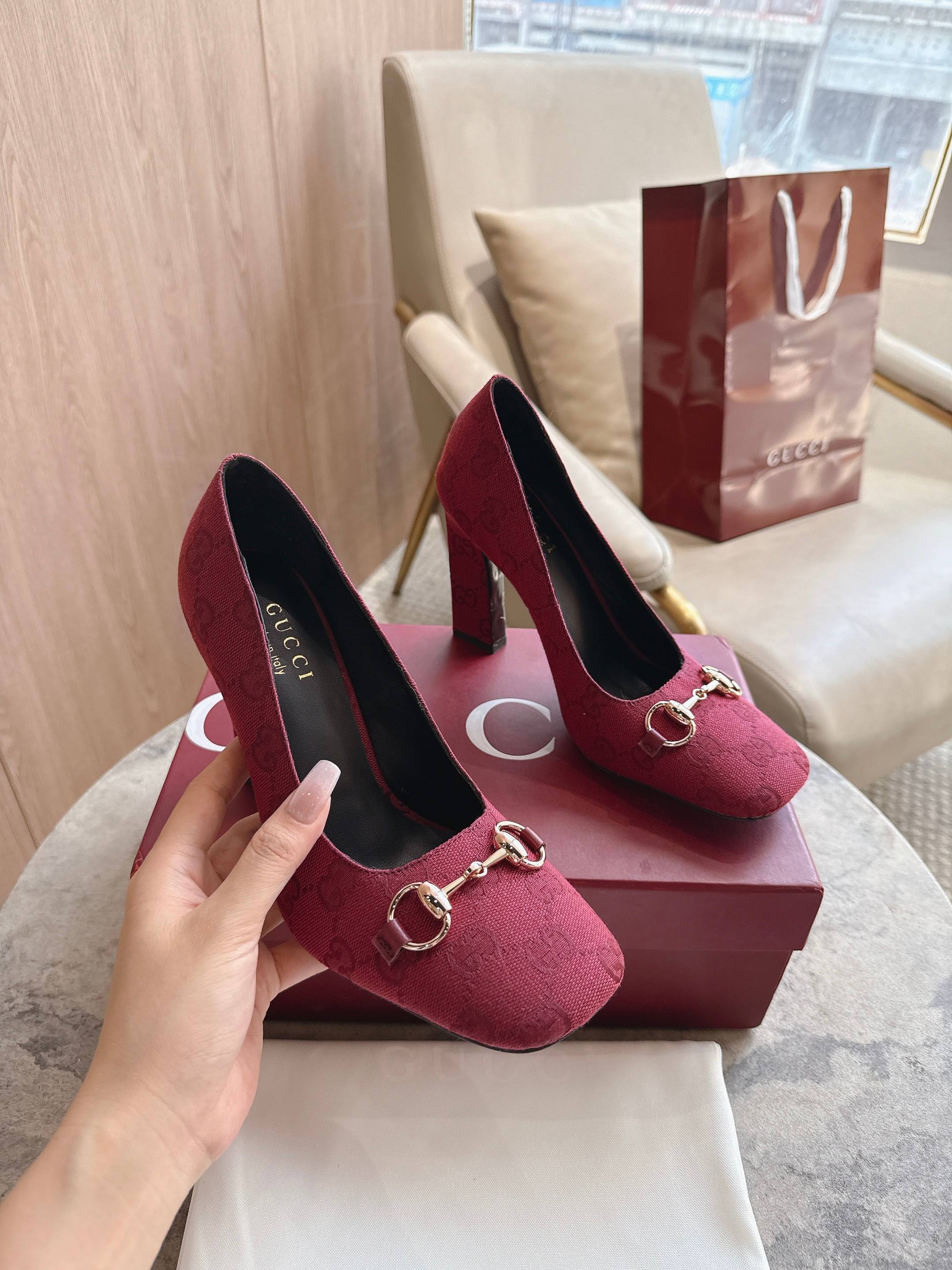 Cheap Gucci Sandals And Pumps For Women in 235826, $85 USD- [IB235826] - Replica Gucci Sandals And Pumps For Women