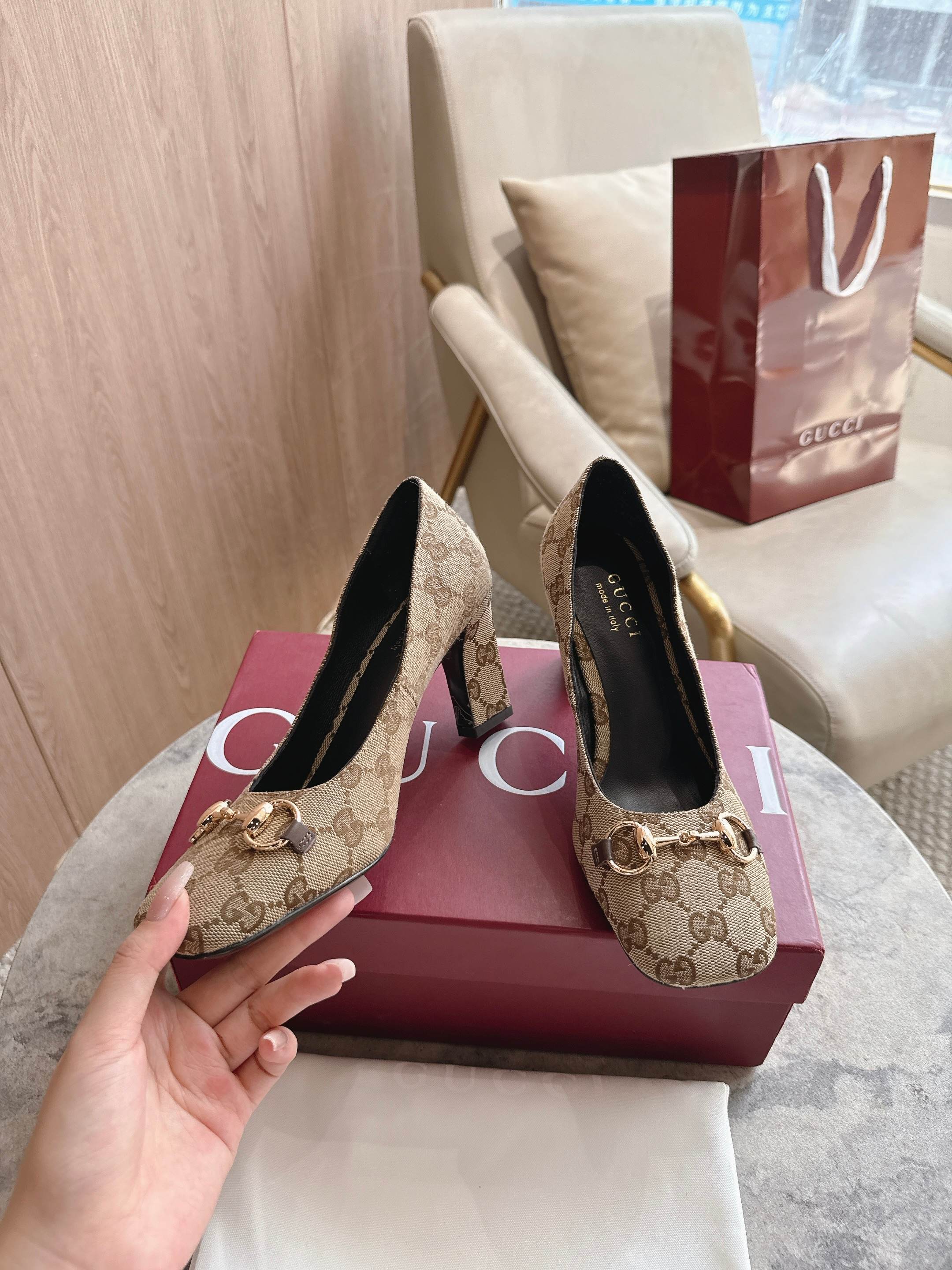 Cheap Gucci Sandals And Pumps For Women in 235831, $85 USD- [IB235831] - Replica Gucci Sandals And Pumps For Women