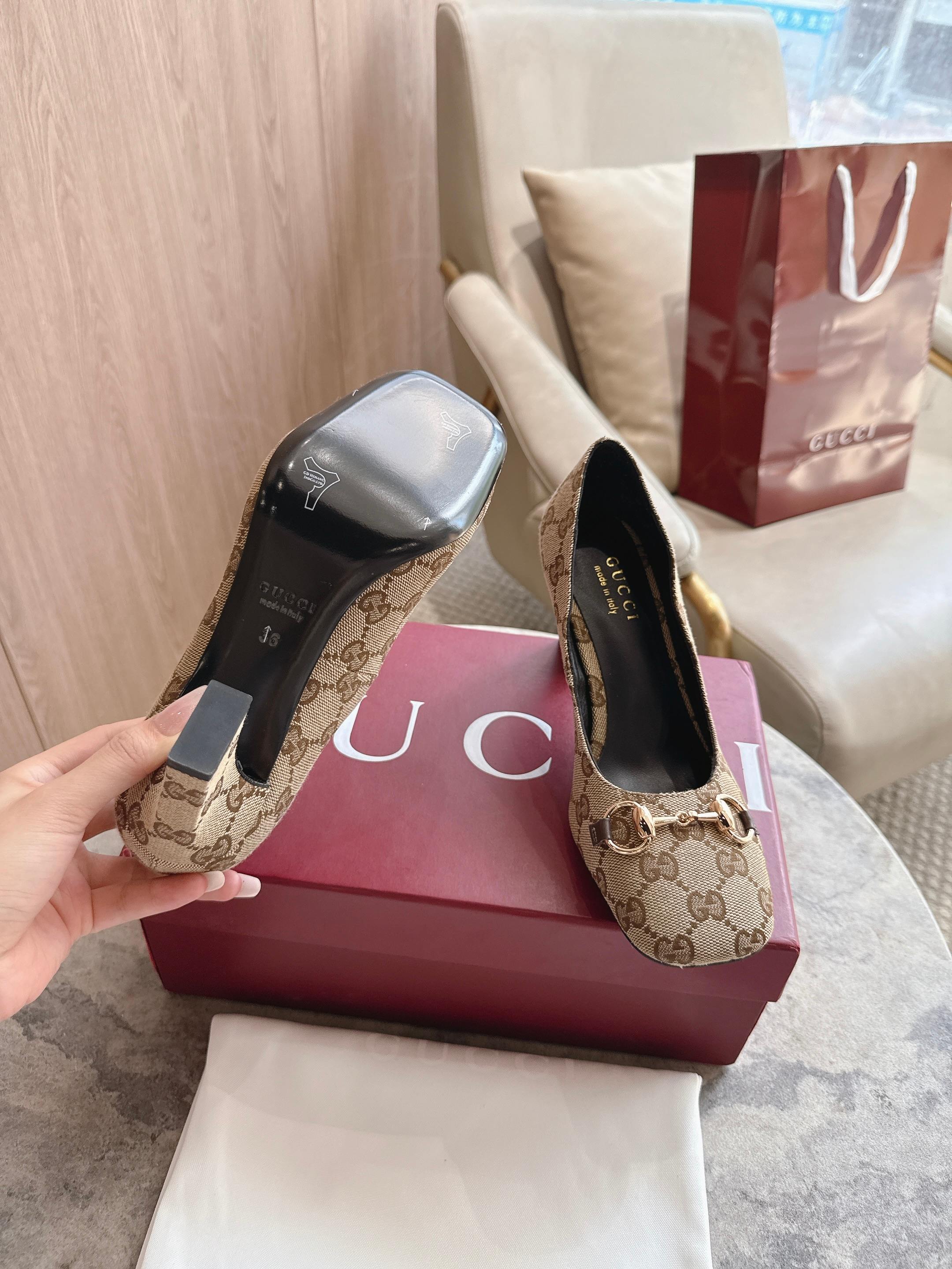 Cheap Gucci Sandals And Pumps For Women in 235831, $85 USD- [IB235831] - Replica Gucci Sandals And Pumps For Women