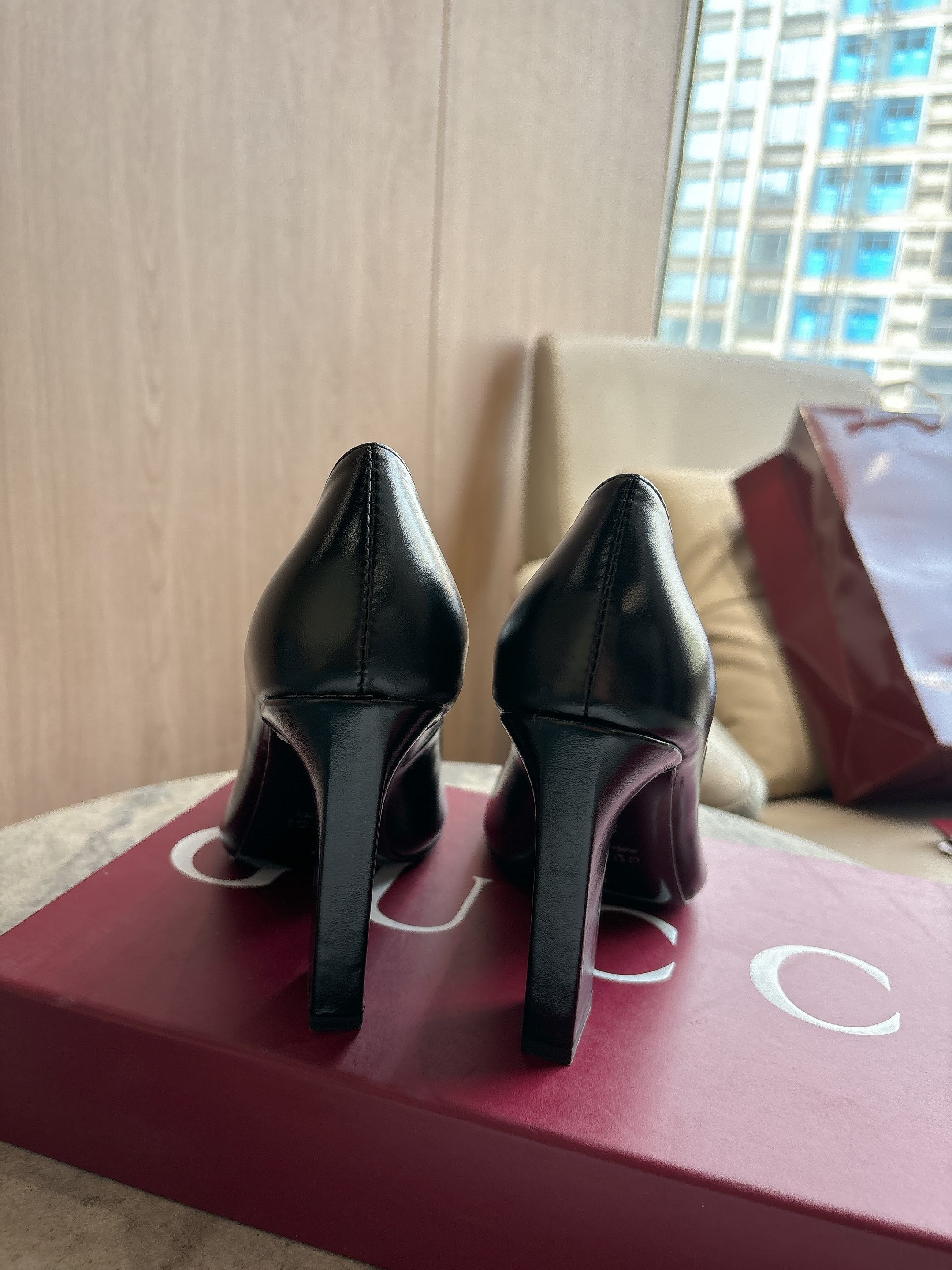 Cheap Gucci Sandals And Pumps For Women in 235832, $85 USD- [IB235832] - Replica Gucci Sandals And Pumps For Women