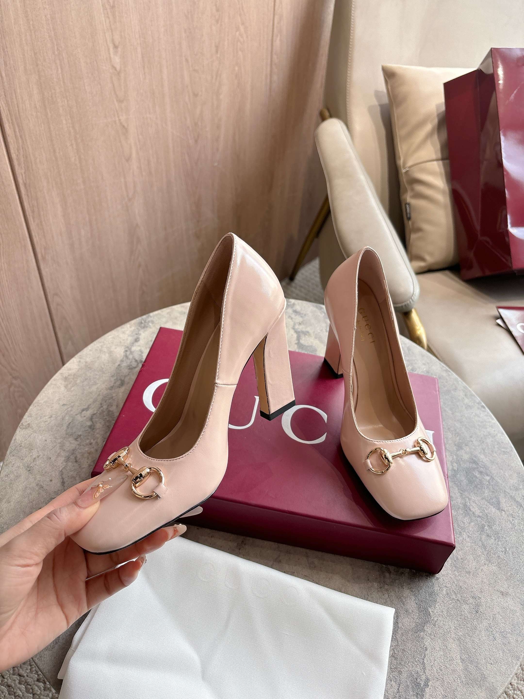 Cheap Gucci Sandals And Pumps For Women in 235833, $85 USD- [IB235833] - Replica Gucci Sandals And Pumps For Women