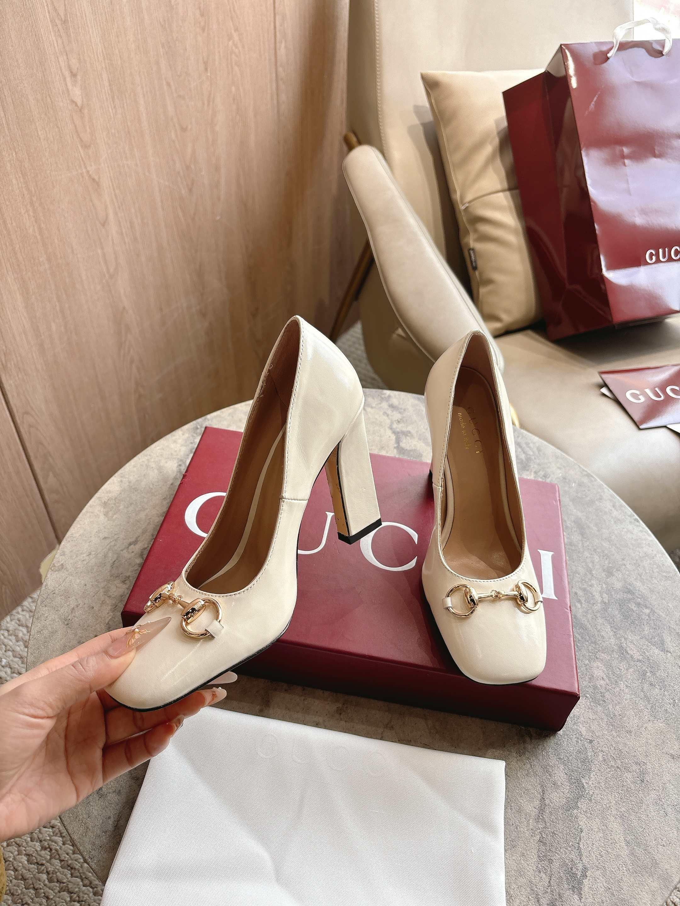 Cheap Gucci Sandals And Pumps For Women in 235835, $85 USD- [IB235835] - Replica Gucci Sandals And Pumps For Women