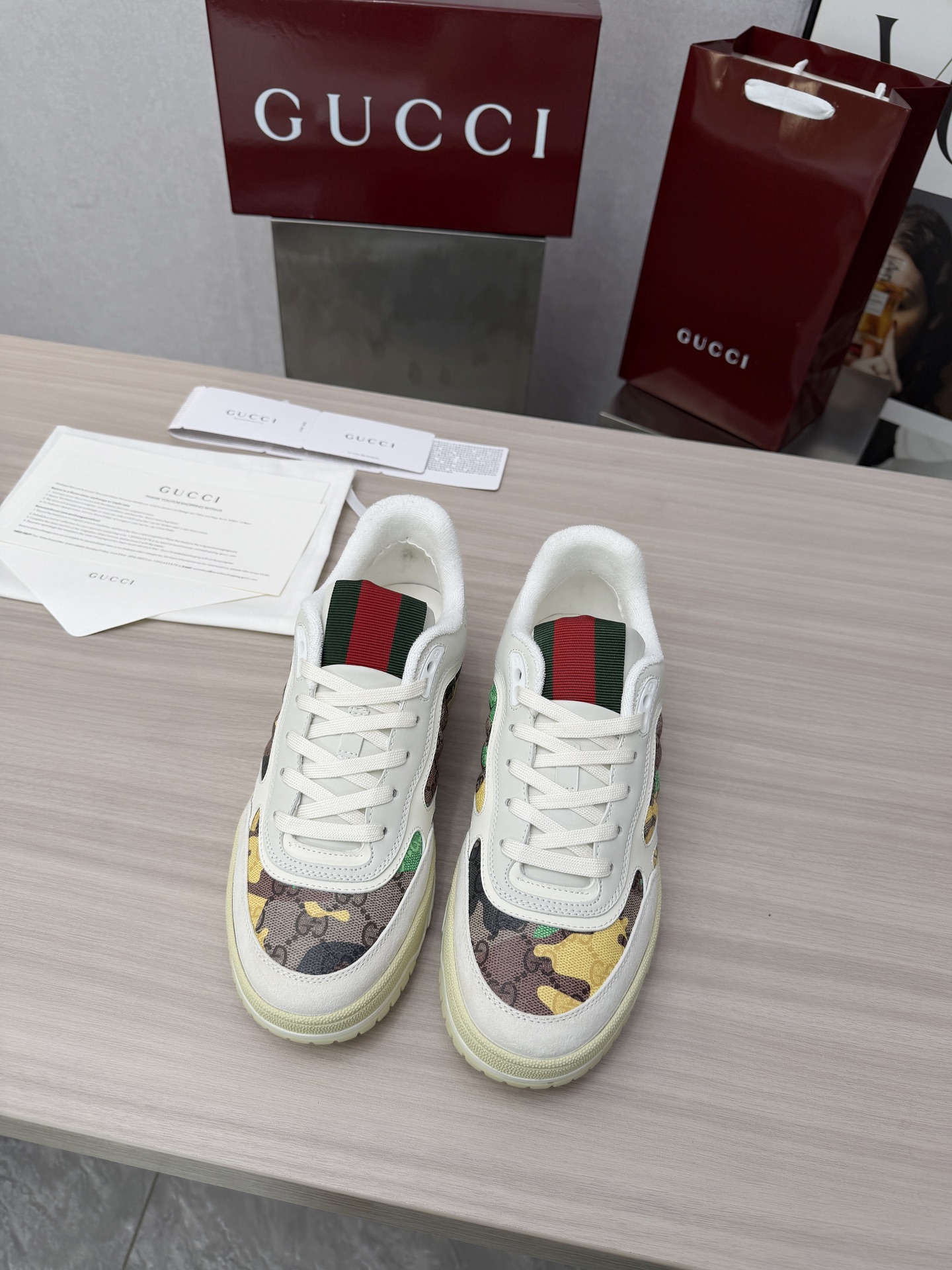 Cheap Gucci Sneakers For Men in 235841, $85 USD- [IB235841] - Replica Gucci Sneakers For Men