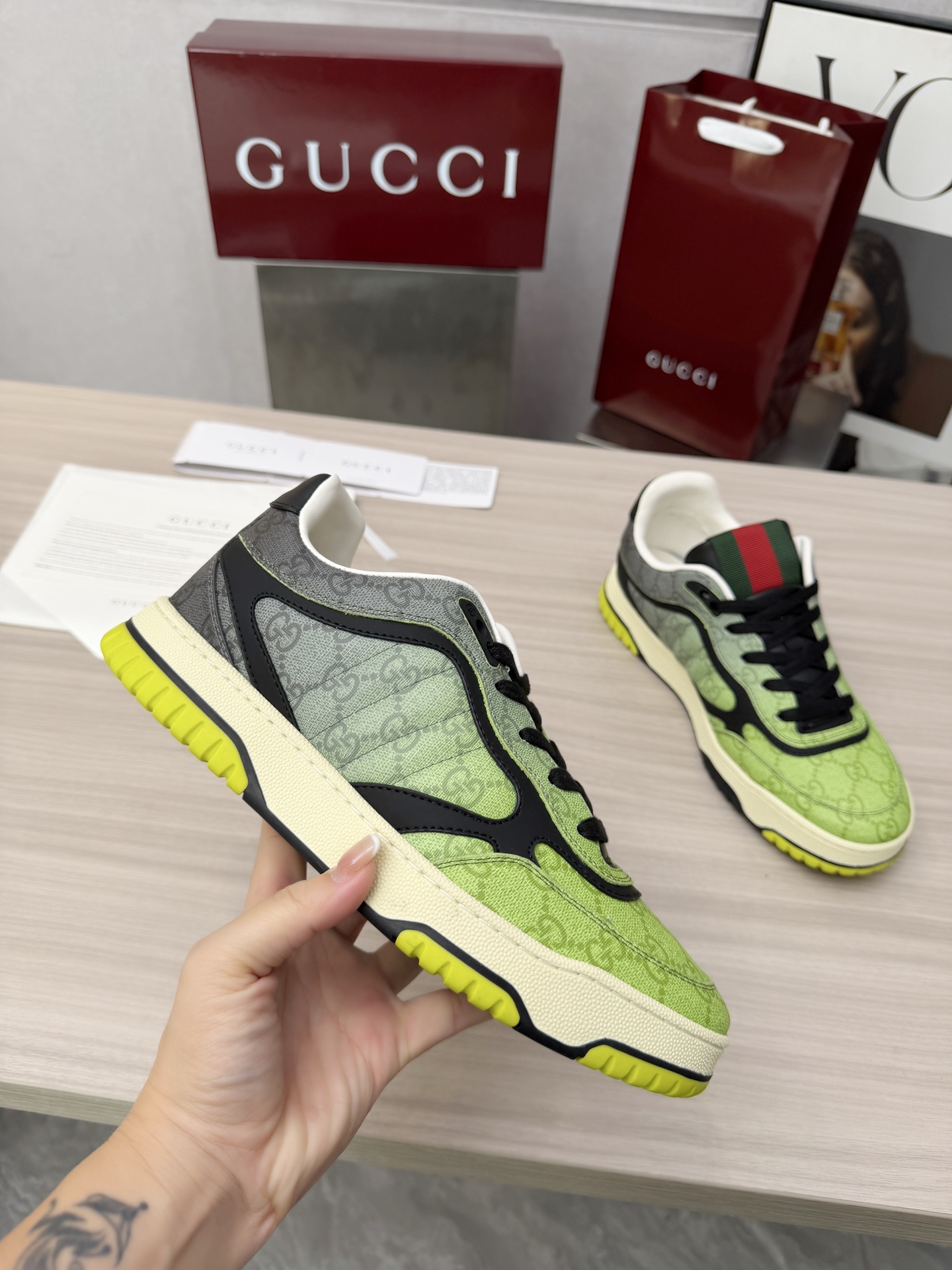 Cheap Gucci Sneakers For Men in 235843, $85 USD- [IB235843] - Replica Gucci Sneakers For Men