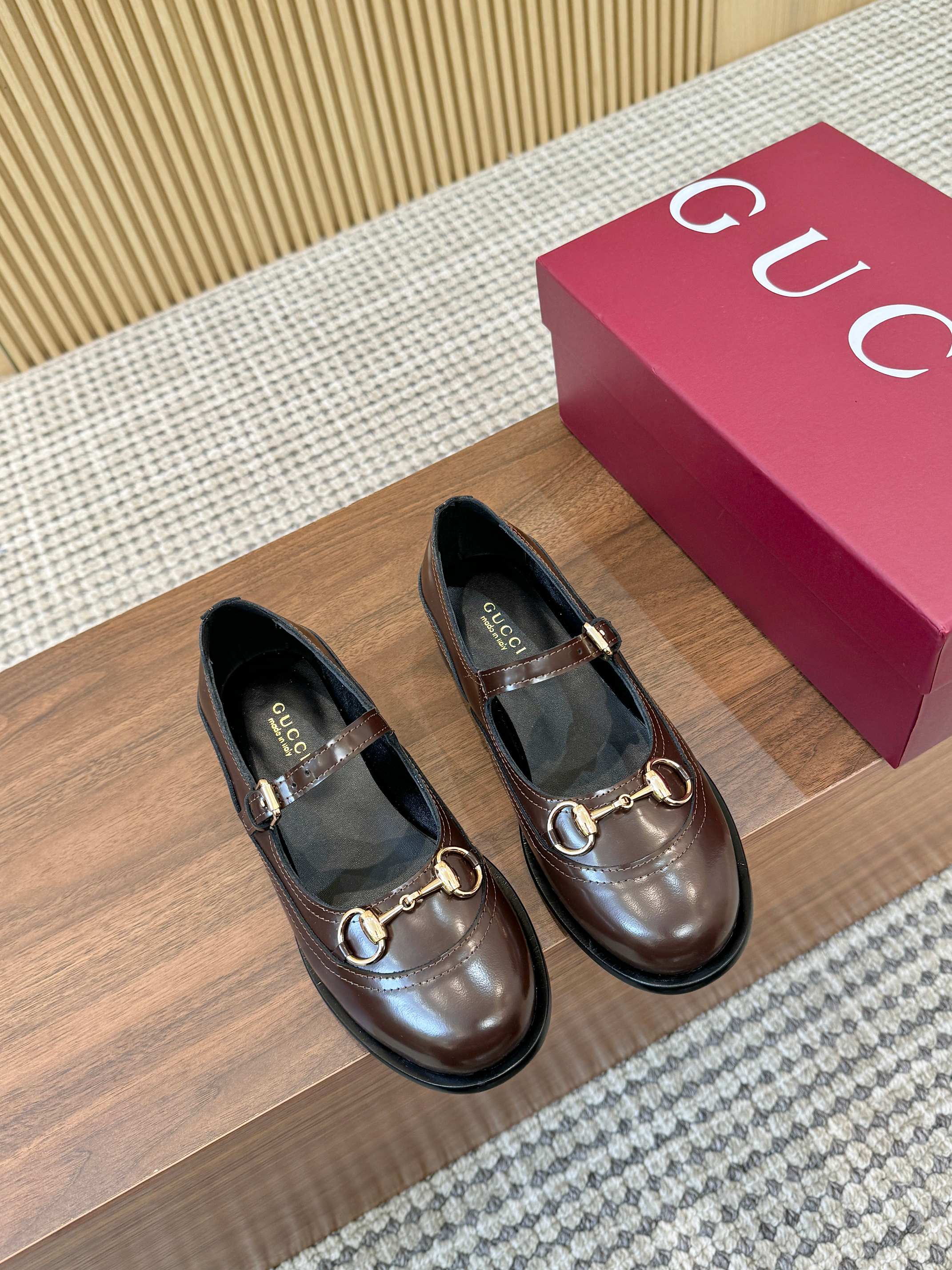 Cheap Gucci Loafers For Women in 235853, $85 USD- [IB235853] - Replica Gucci Loafers For Women