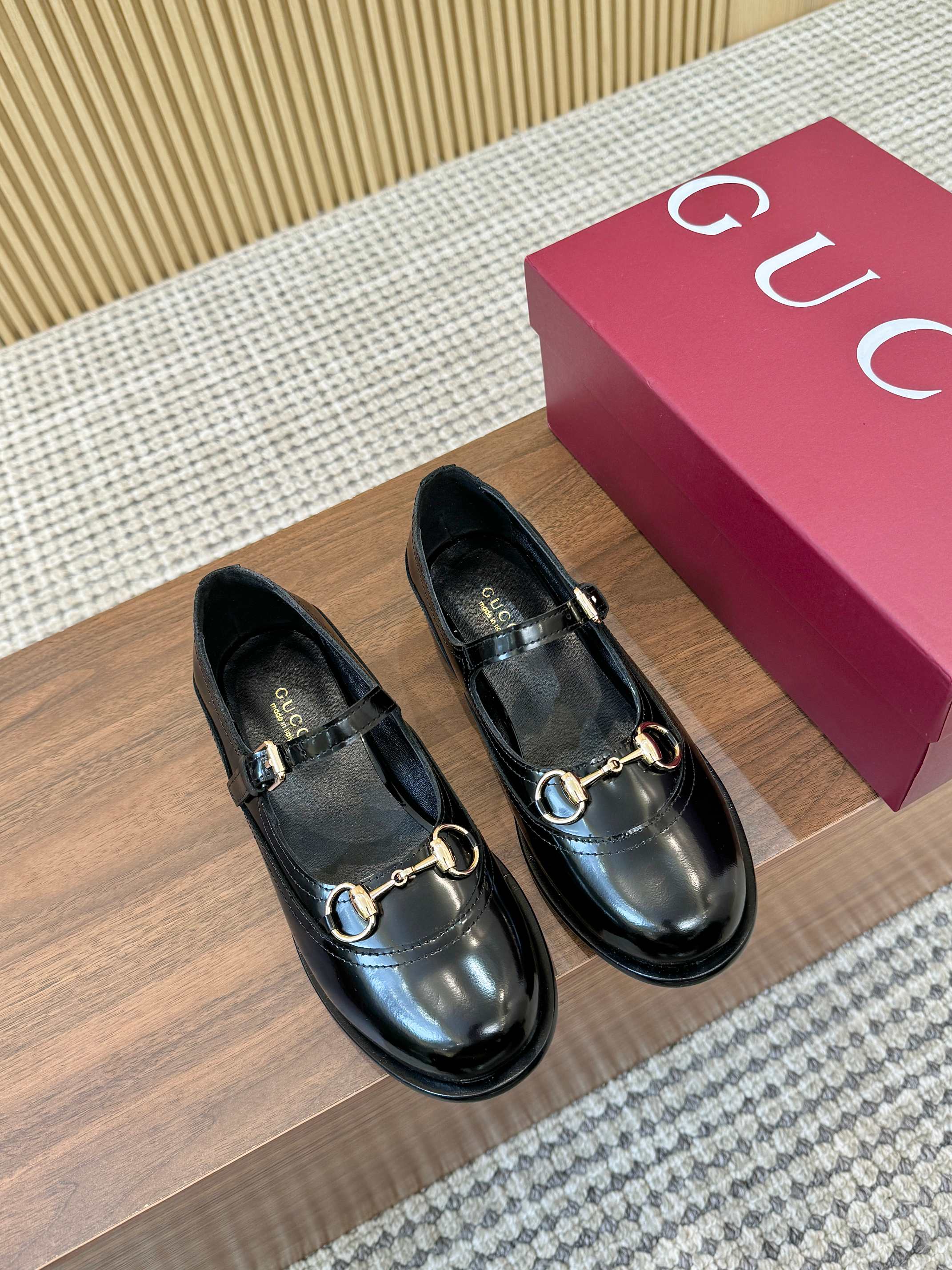 Cheap Gucci Loafers For Women in 235854, $85 USD- [IB235854] - Replica Gucci Loafers For Women