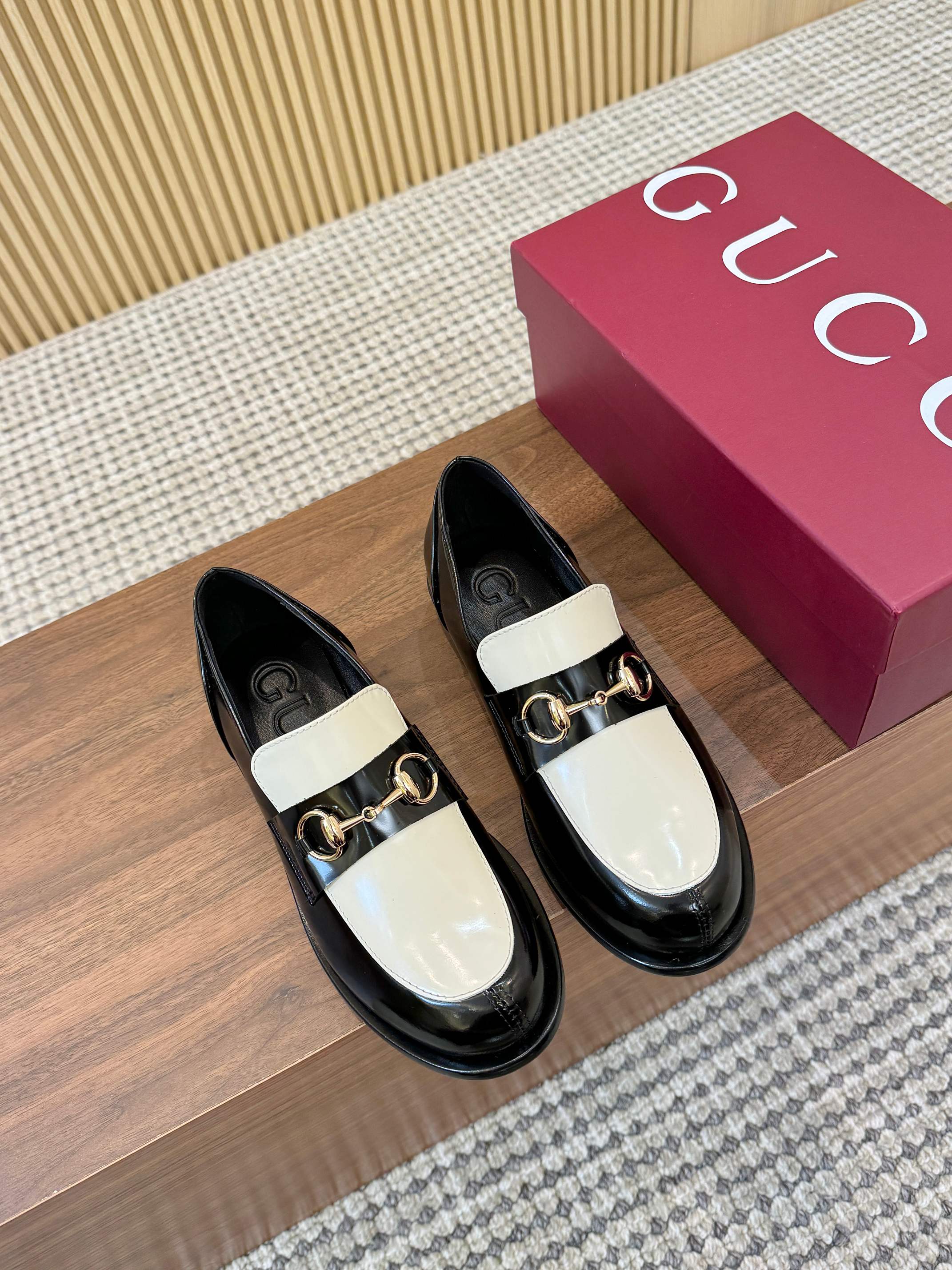 Cheap Gucci Loafers For Women in 235870, $85 USD- [IB235870] - Replica Gucci Loafers For Women