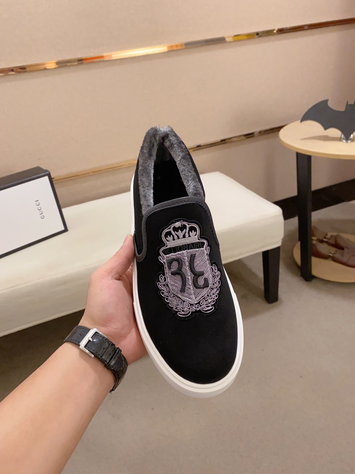 Cheap Gucci Loafers And Drivers For Men in 235929, $65 USD- [IB235929] - Replica Gucci Loafers And Drivers For Men