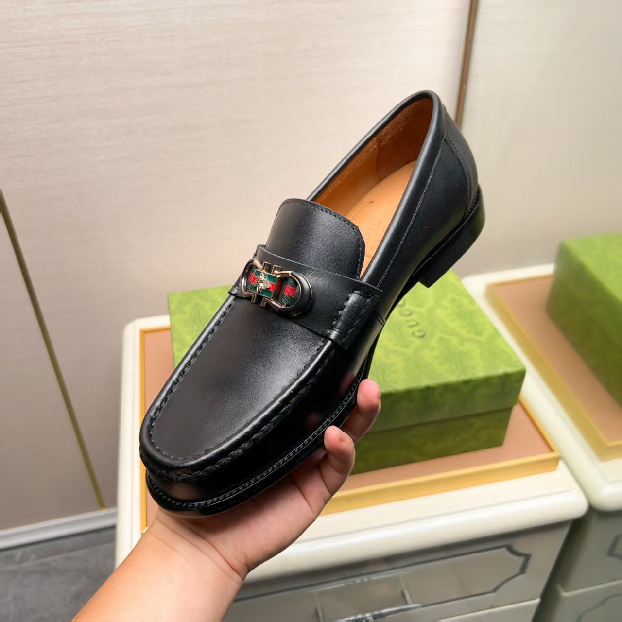 Cheap Gucci Loafers And Drivers For Men in 235936, $75 USD- [IB235936] - Replica Gucci Loafers And Drivers For Men