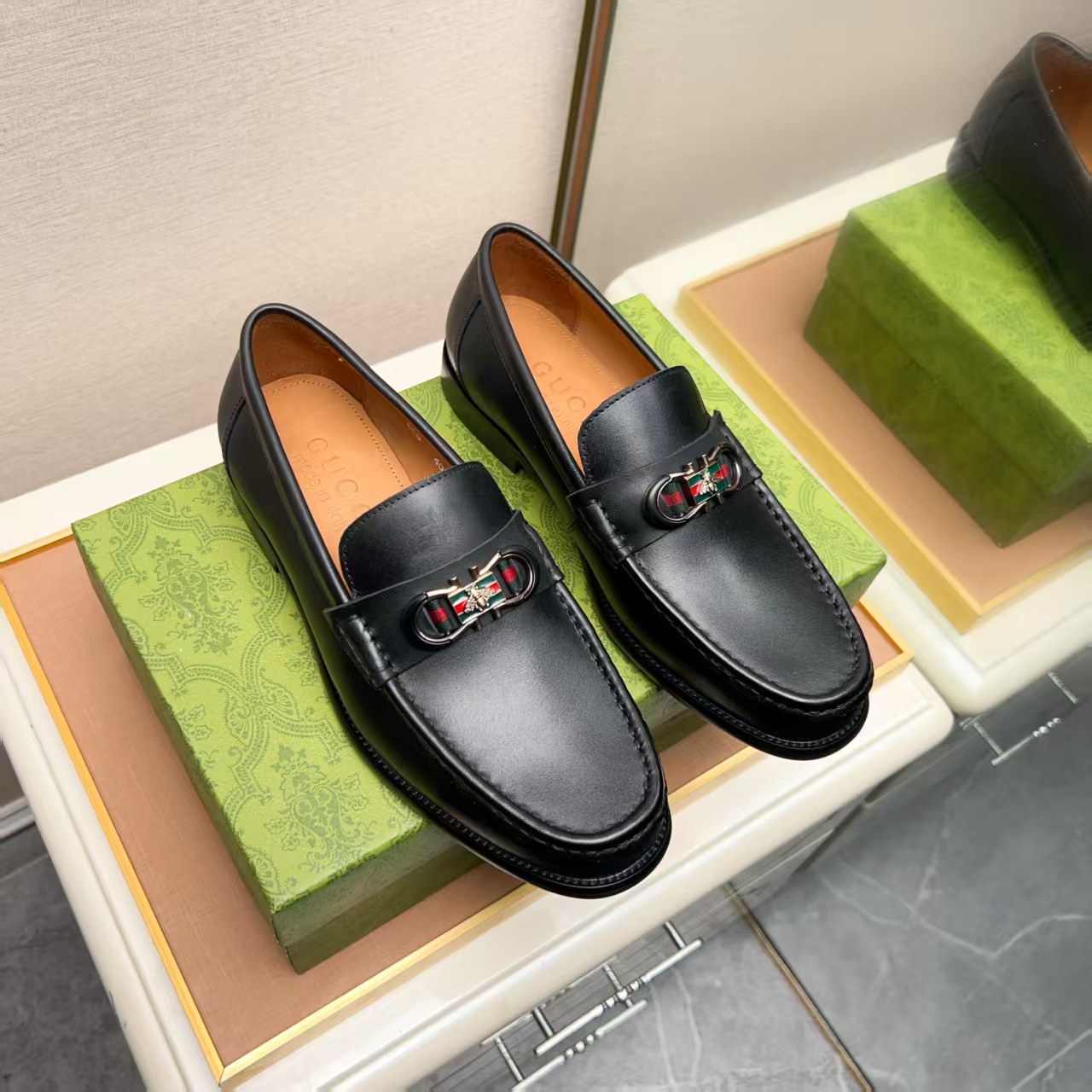 Cheap Gucci Loafers And Drivers For Men in 235936, $75 USD- [IB235936] - Replica Gucci Loafers And Drivers For Men