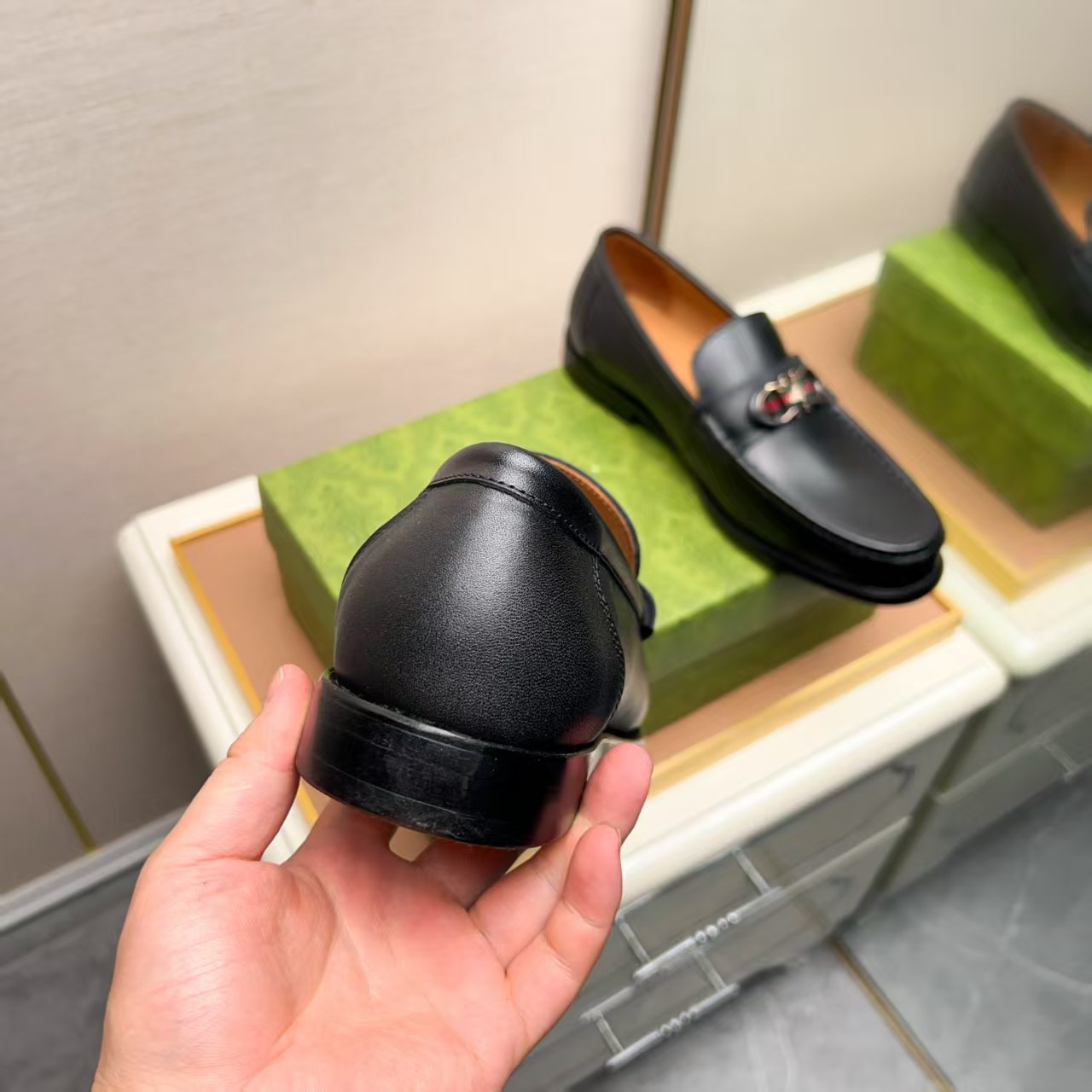 Cheap Gucci Loafers And Drivers For Men in 235936, $75 USD- [IB235936] - Replica Gucci Loafers And Drivers For Men