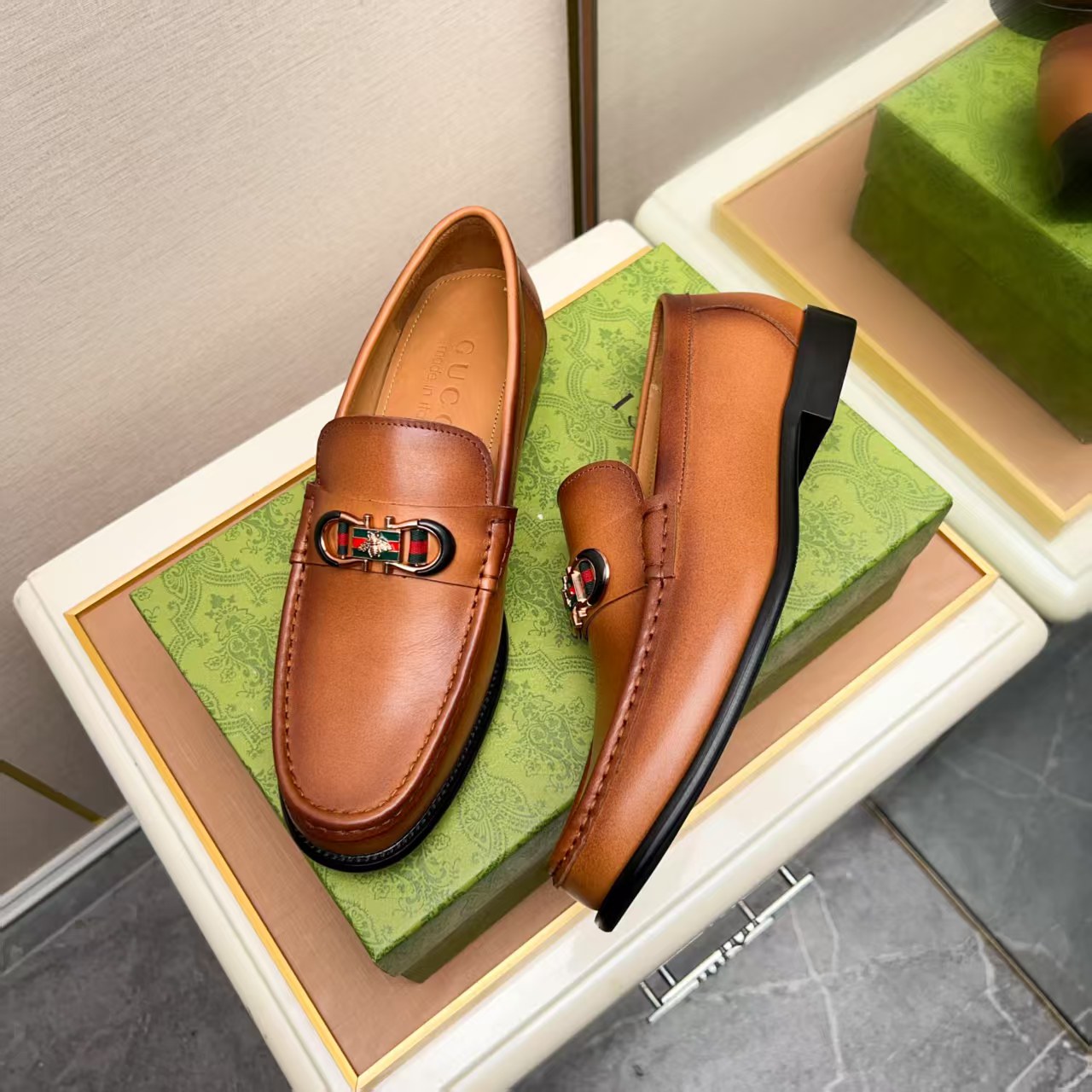 Cheap Gucci Loafers And Drivers For Men in 235937, $75 USD- [IB235937] - Replica Gucci Loafers And Drivers For Men