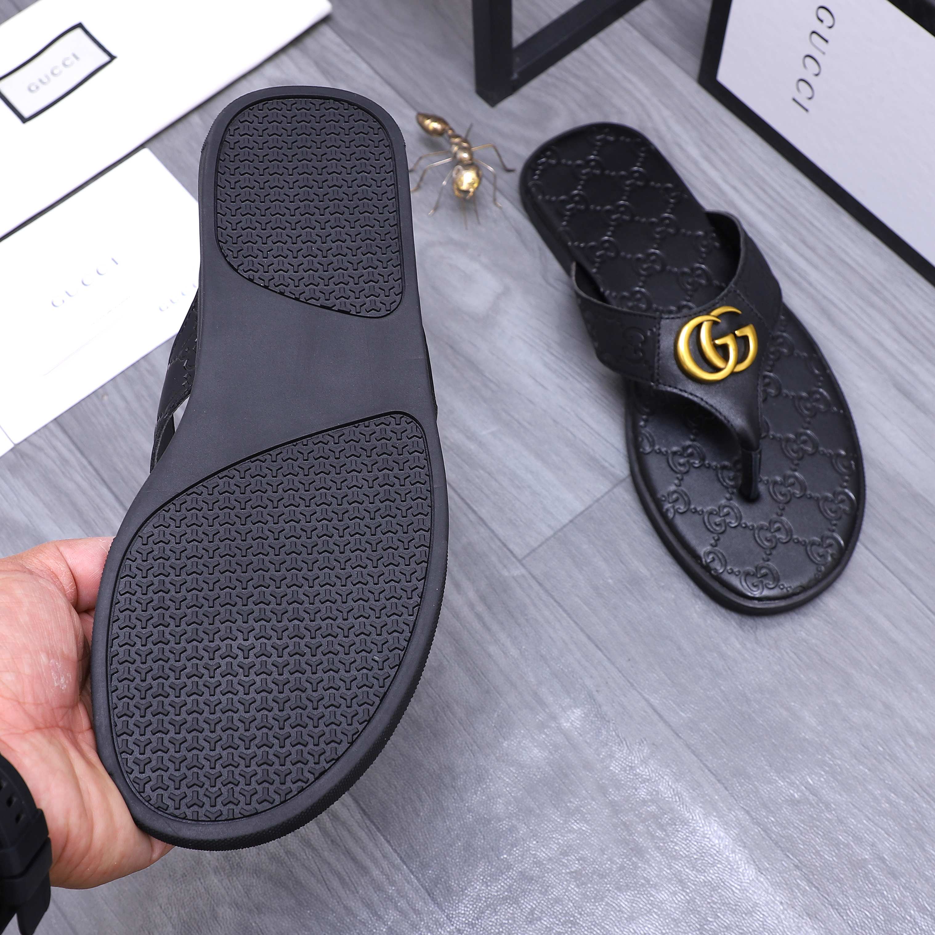 Cheap Gucci Slippers For Men in 235943, $40 USD- [IB235943] - Replica Gucci Slippers For Men