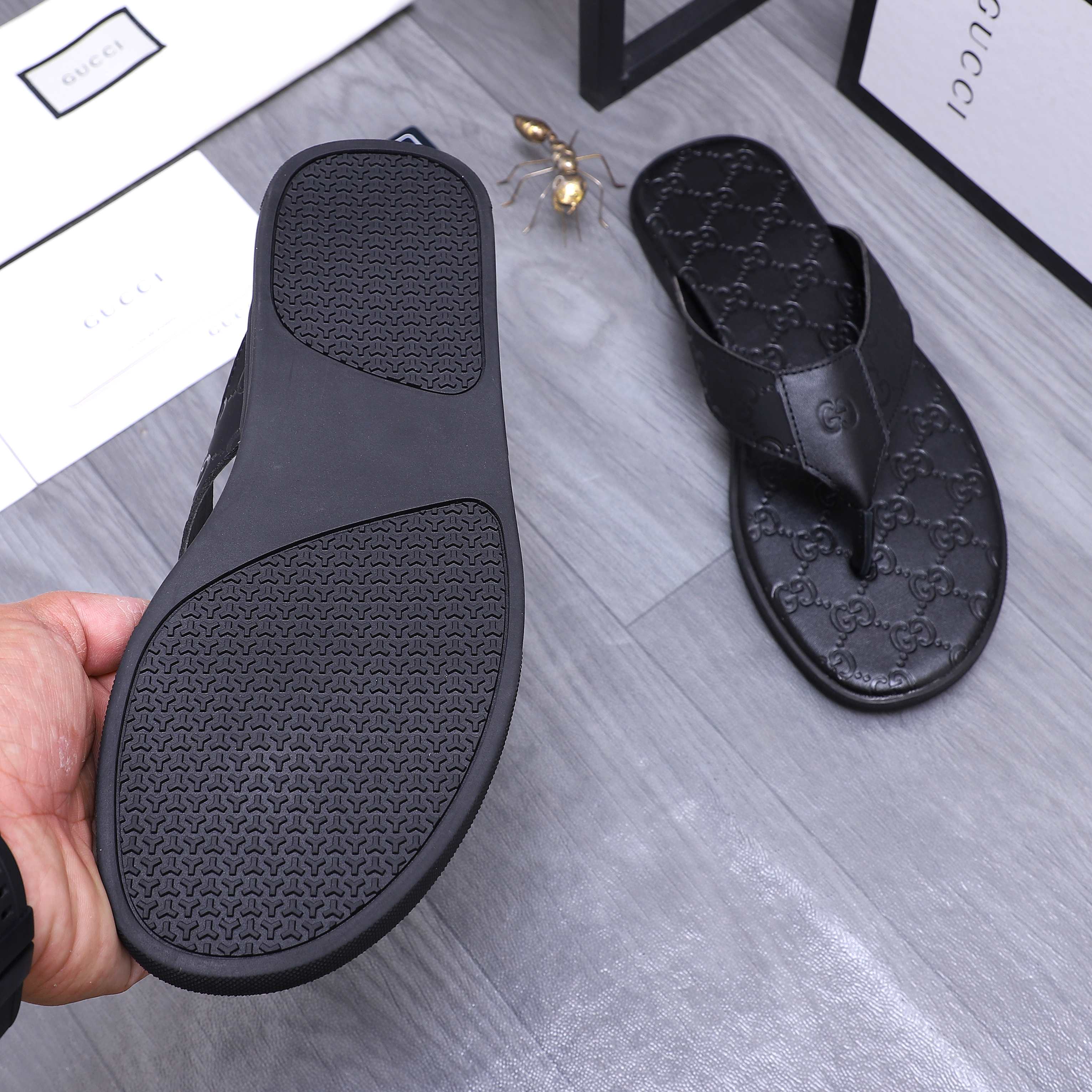 Cheap Gucci Slippers For Men in 235945, $40 USD- [IB235945] - Replica Gucci Slippers For Men