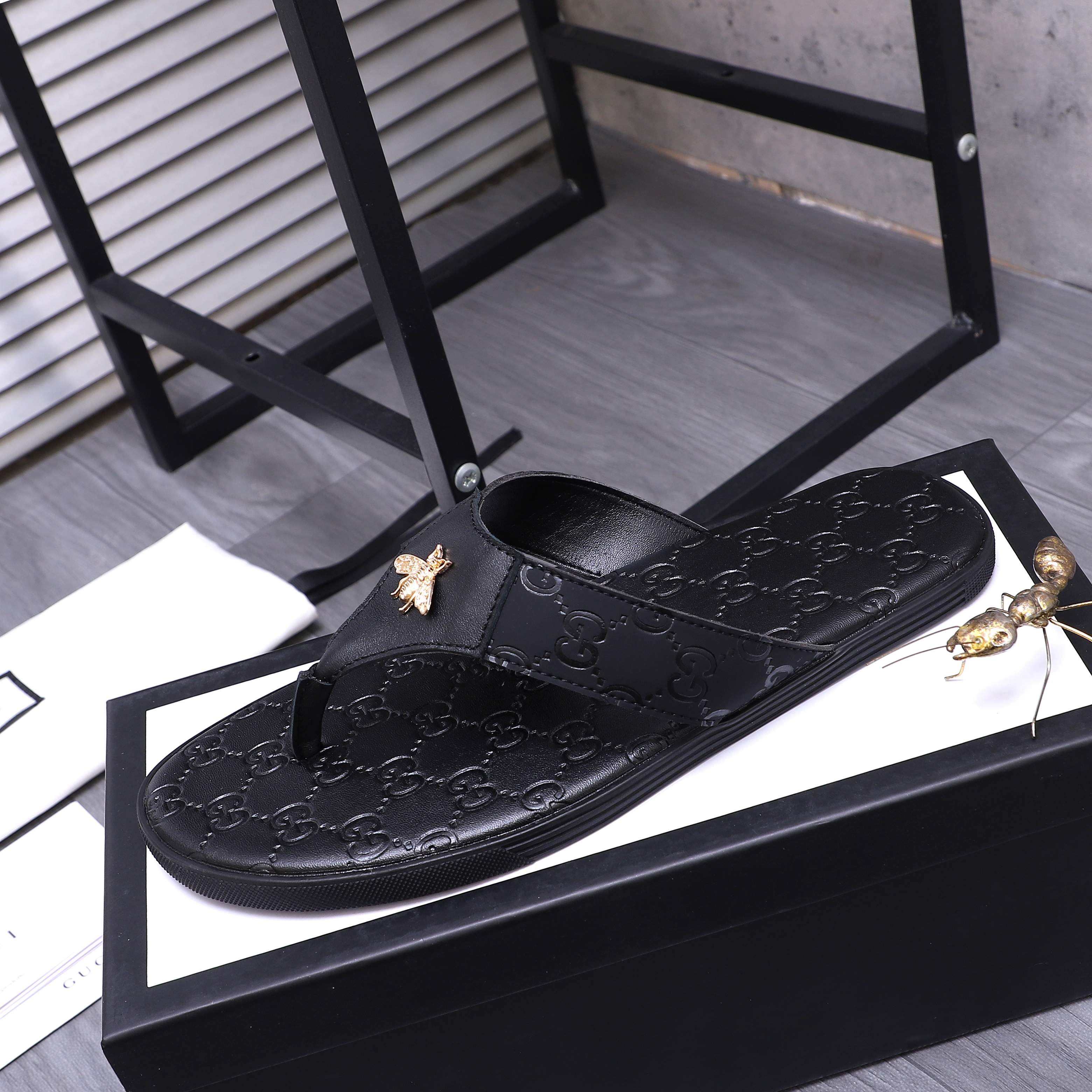 Cheap Gucci Slippers For Men in 235946, $40 USD- [IB235946] - Replica Gucci Slippers For Men