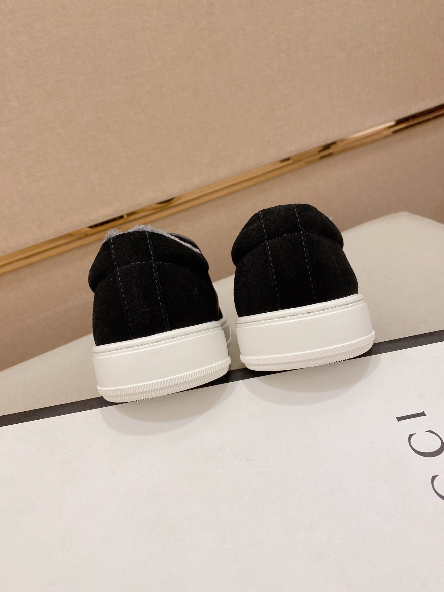 Cheap Gucci Loafers And Drivers For Men in 235950, $70 USD- [IB235950] - Replica Gucci Loafers And Drivers For Men