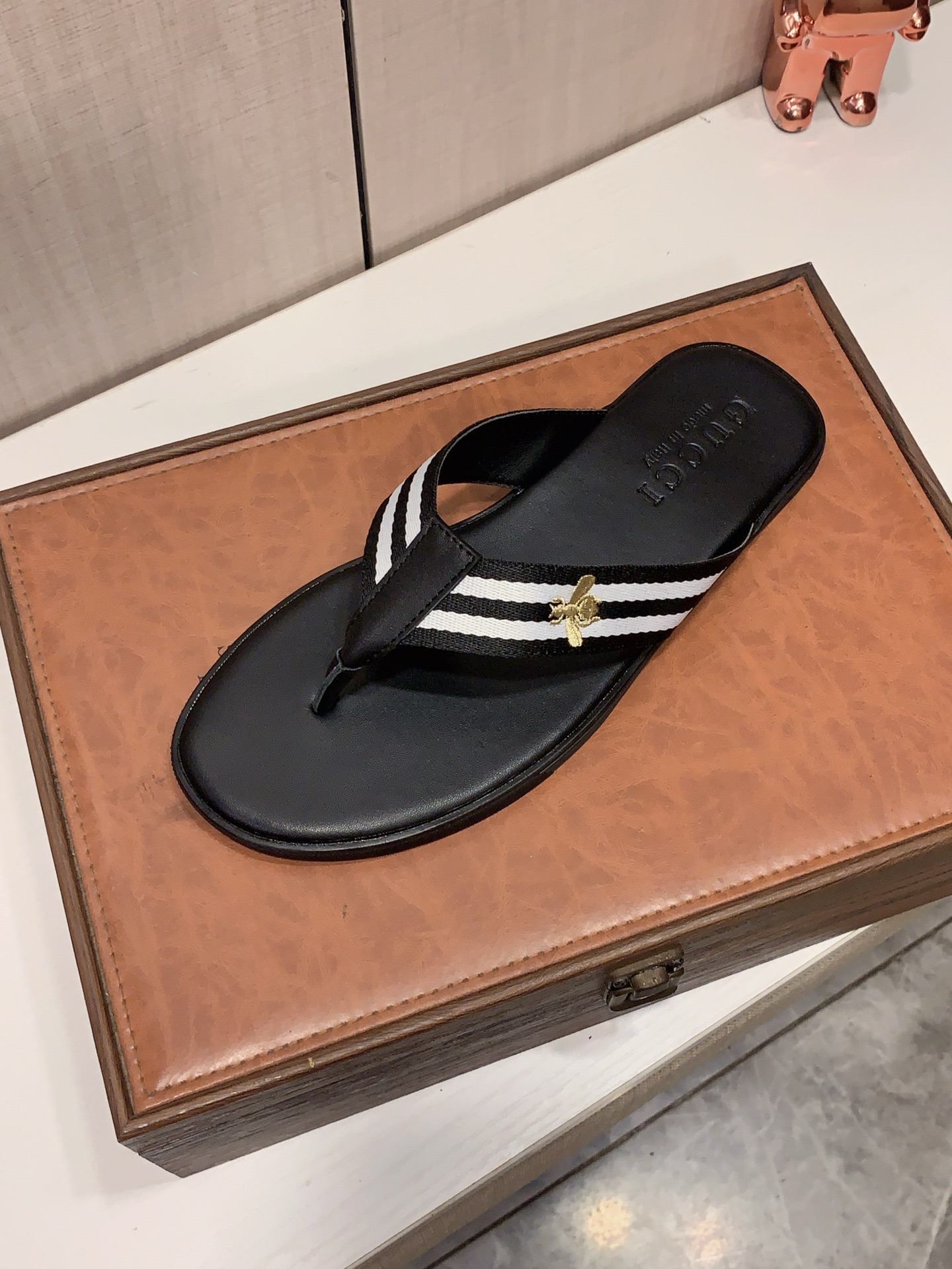 Cheap Gucci Slippers For Men in 235951, $40 USD- [IB235951] - Replica Gucci Slippers For Men