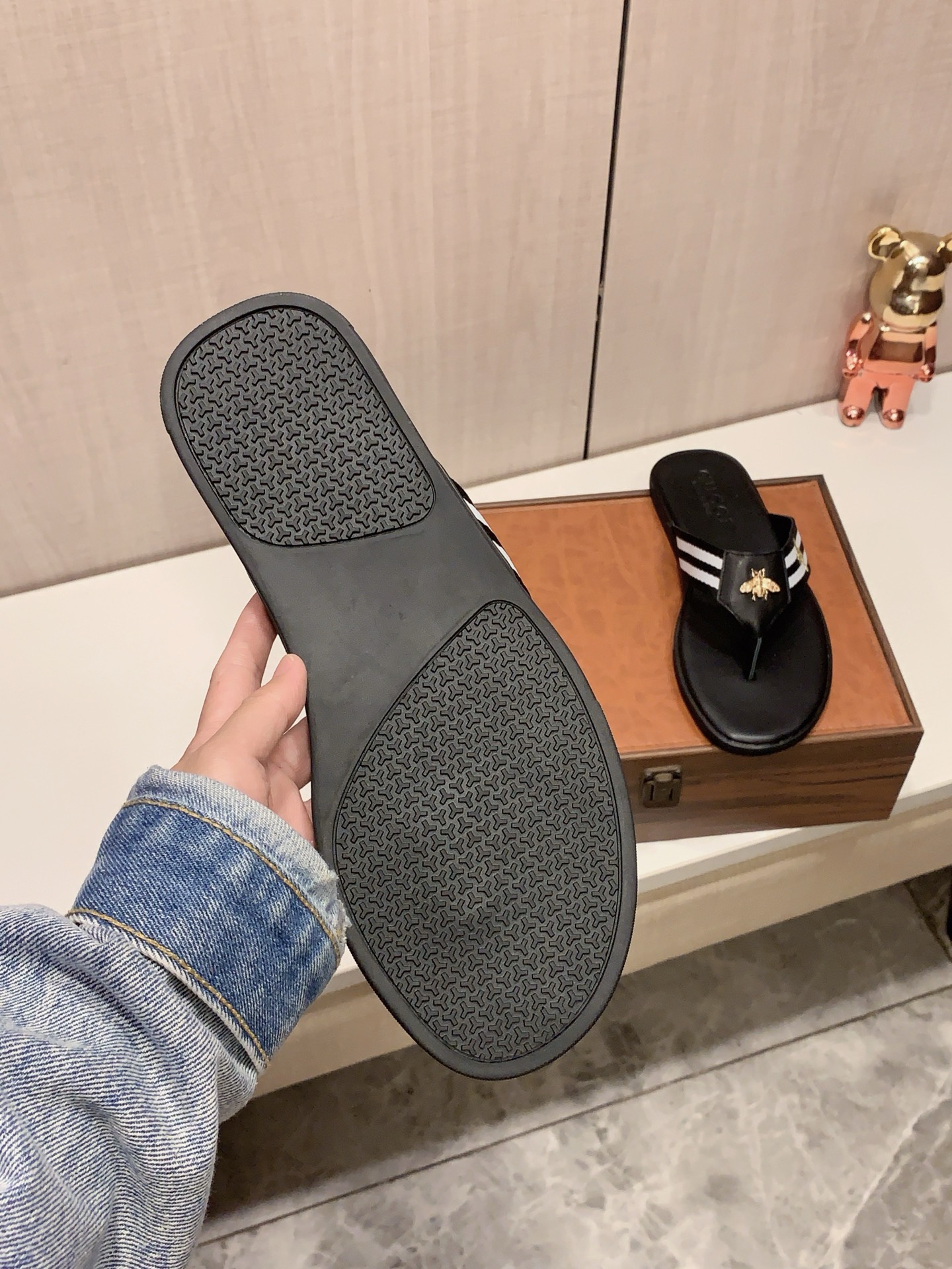 Cheap Gucci Slippers For Men in 235952, $40 USD- [IB235952] - Replica Gucci Slippers For Men