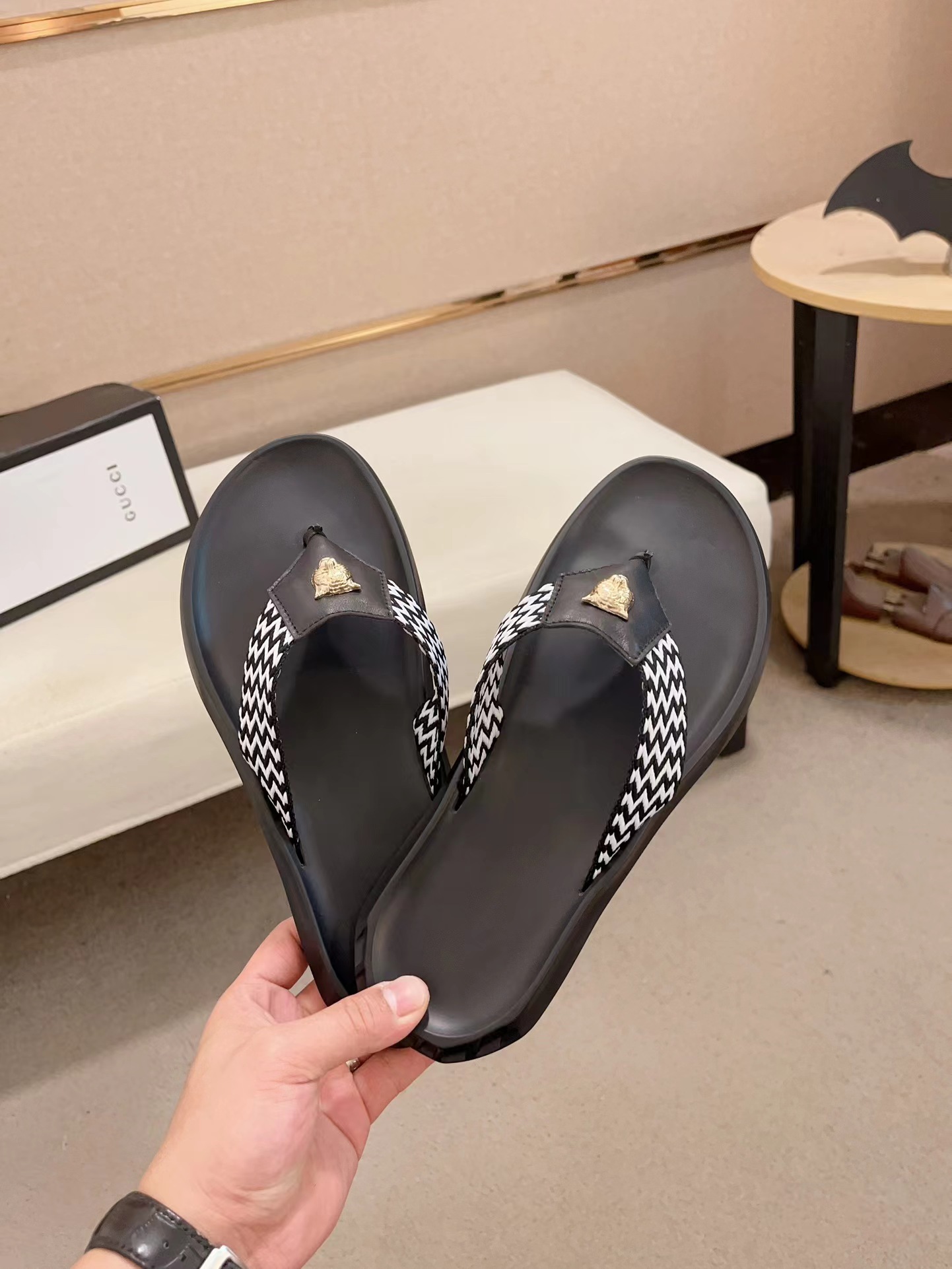 Cheap Gucci Slippers For Men in 235959, $40 USD- [IB235959] - Replica Gucci Slippers For Men