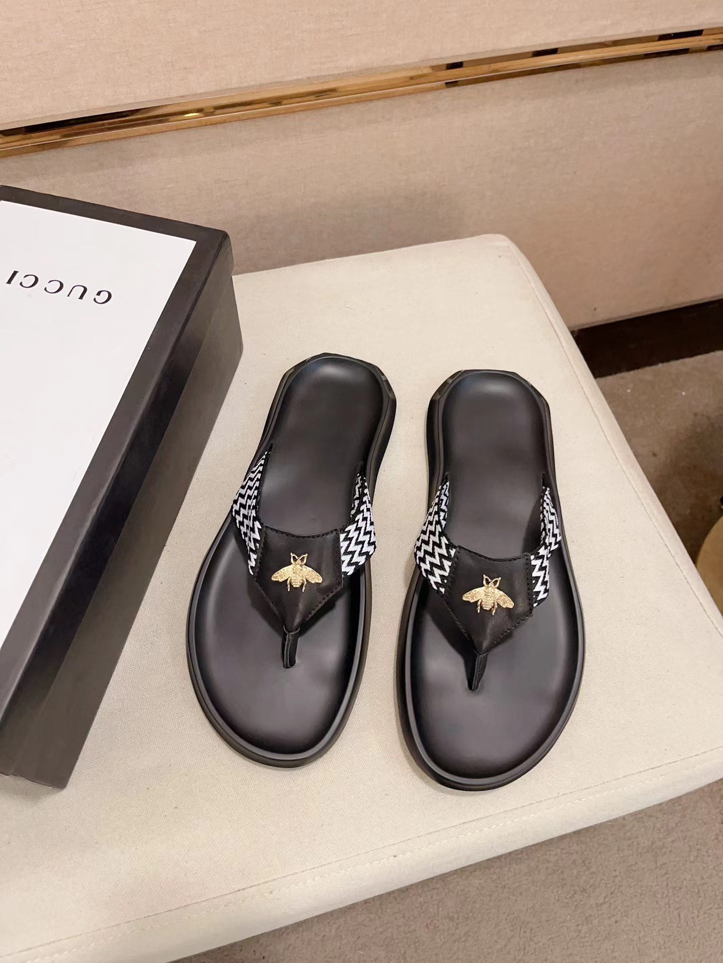 Cheap Gucci Slippers For Men in 235960, $40 USD- [IB235960] - Replica Gucci Slippers For Men