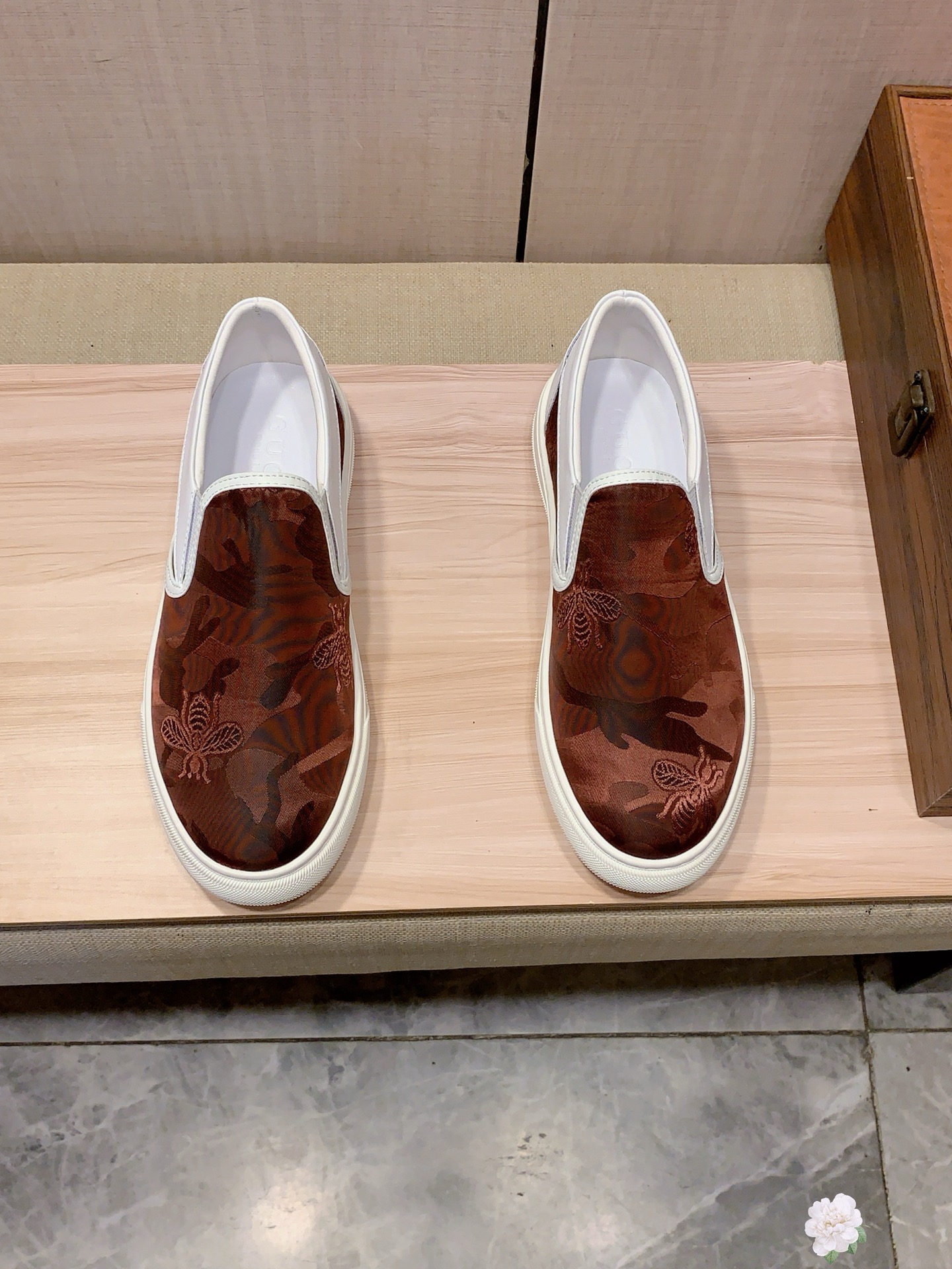 Cheap Gucci Loafers And Drivers For Men in 235961, $60 USD- [IB235961] - Replica Gucci Loafers And Drivers For Men