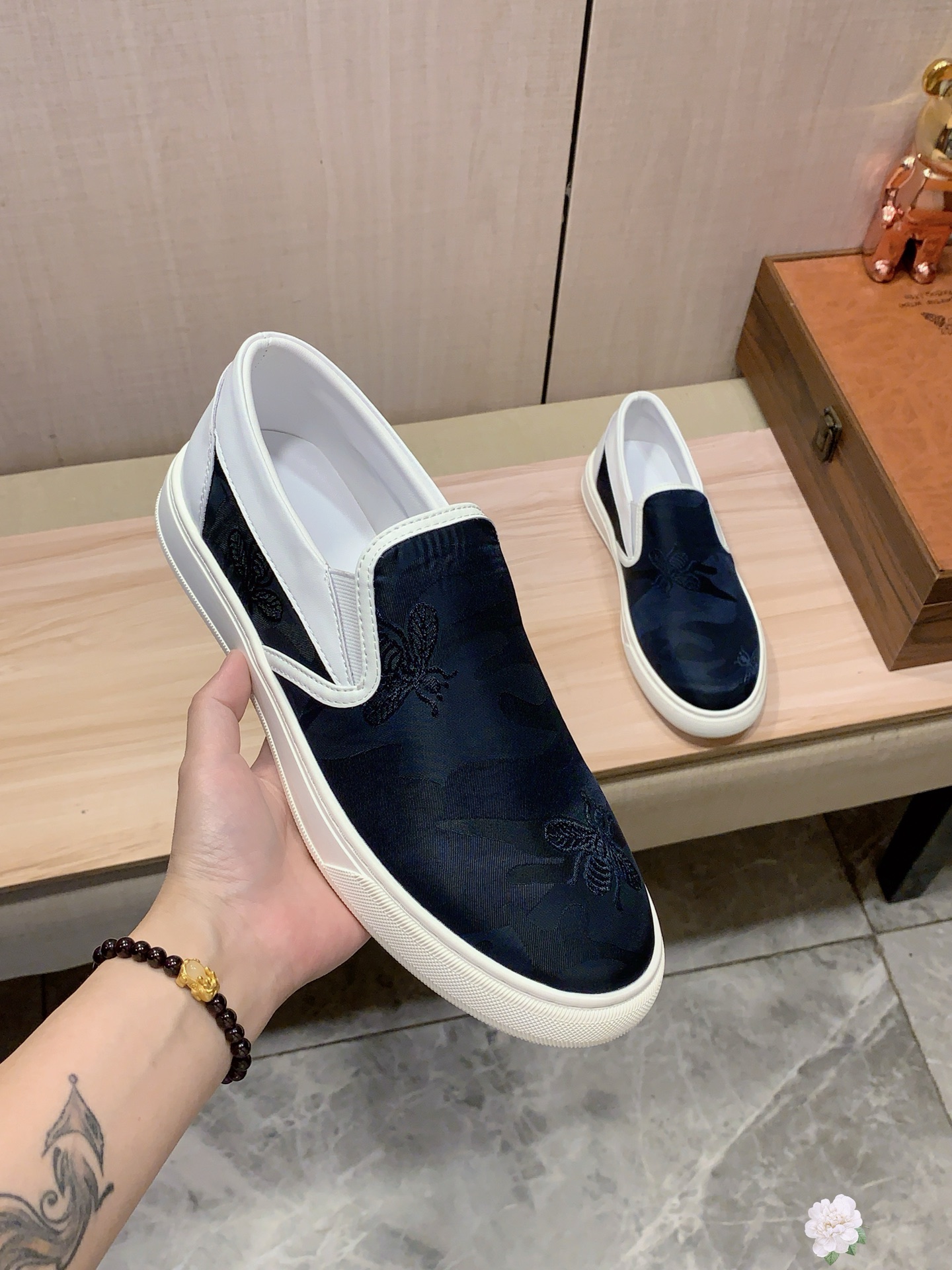 Cheap Gucci Loafers And Drivers For Men in 235962, $60 USD- [IB235962] - Replica Gucci Loafers And Drivers For Men