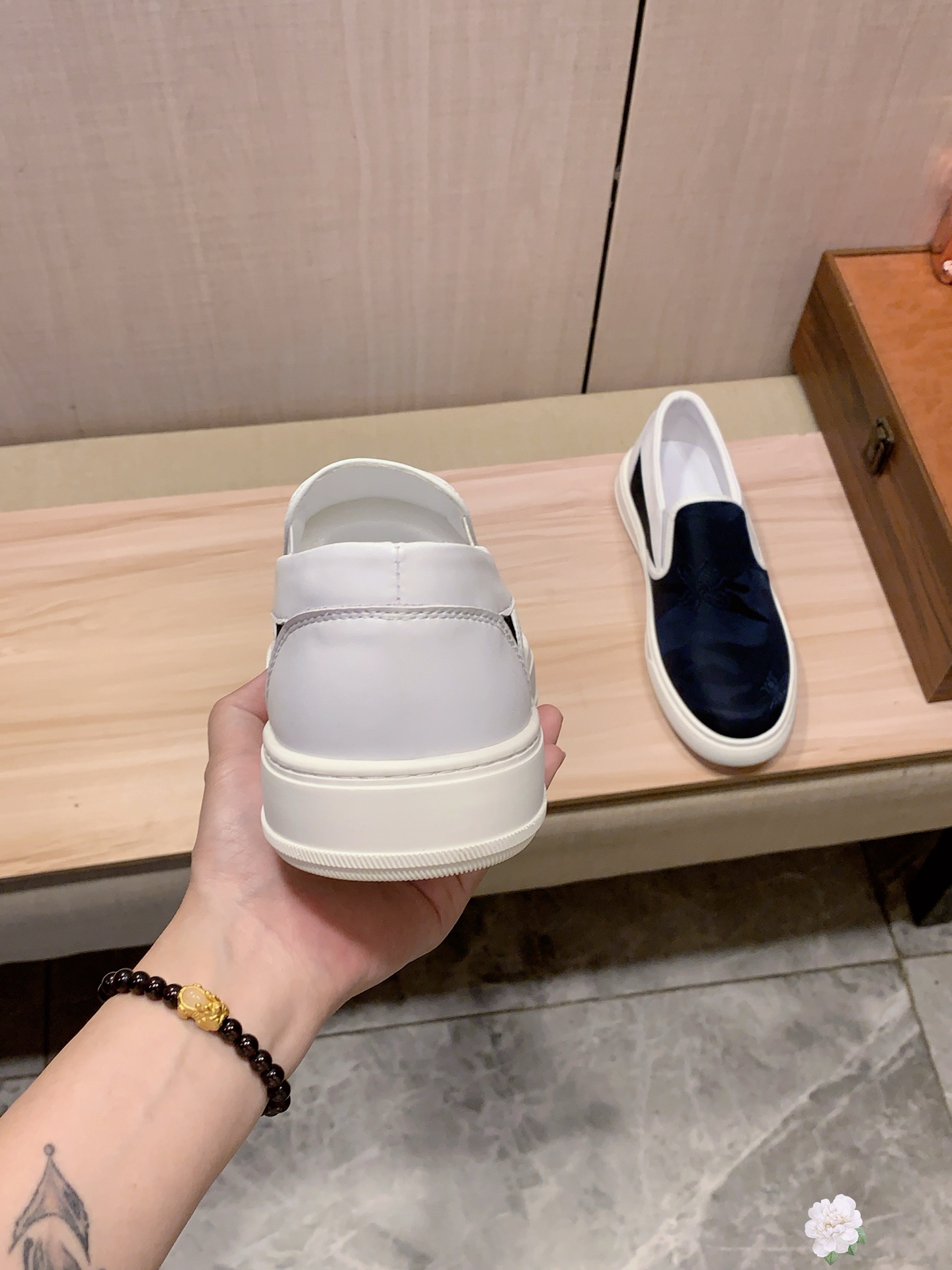 Cheap Gucci Loafers And Drivers For Men in 235962, $60 USD- [IB235962] - Replica Gucci Loafers And Drivers For Men
