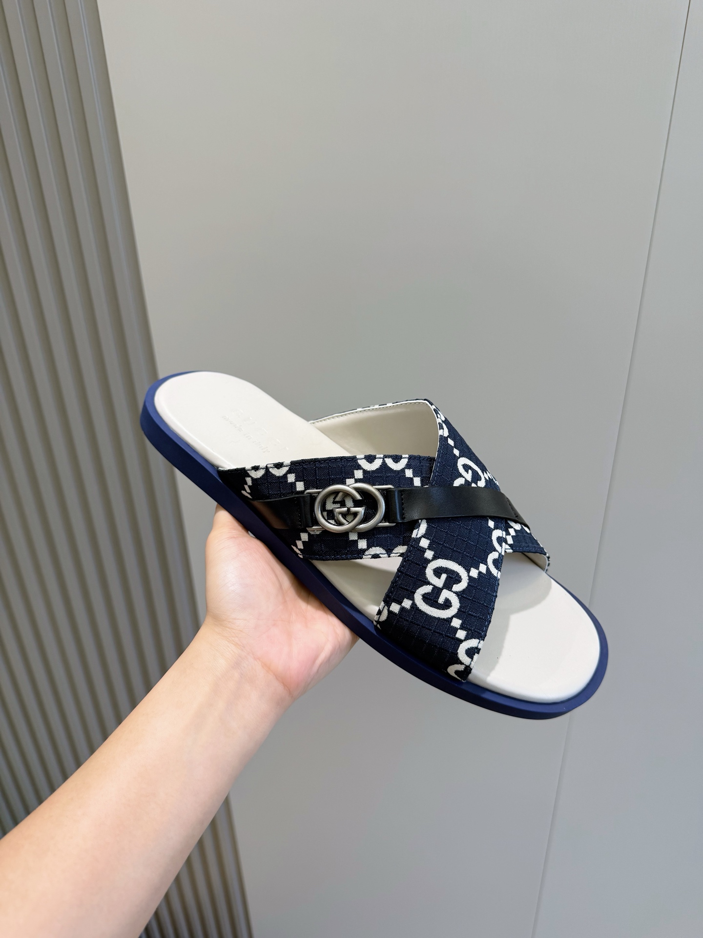 Cheap Gucci Slippers For Men in 236052, $55 USD- [IB236052] - Replica Gucci Slippers For Men