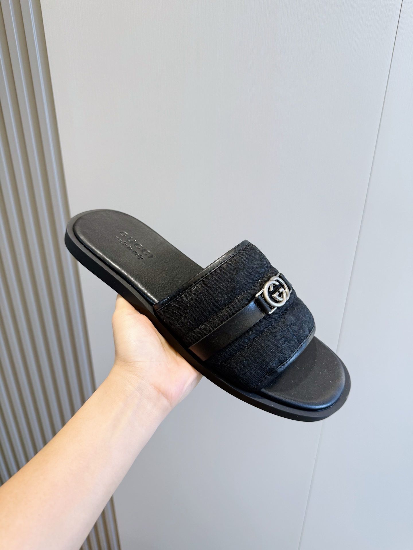 Cheap Gucci Slippers For Men in 236058, $55 USD- [IB236058] - Replica Gucci Slippers For Men