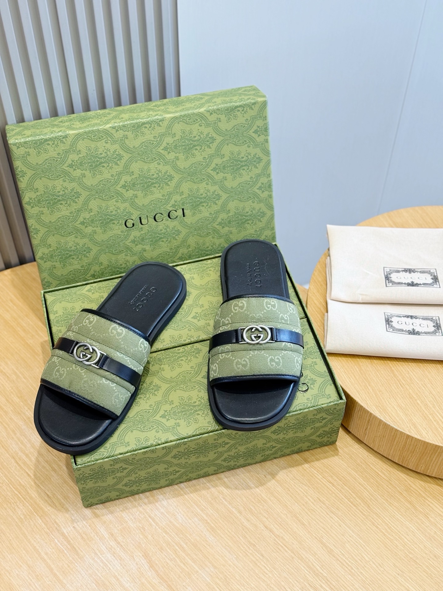 Cheap Gucci Slippers For Men in 236059, $55 USD- [IB236059] - Replica Gucci Slippers For Men