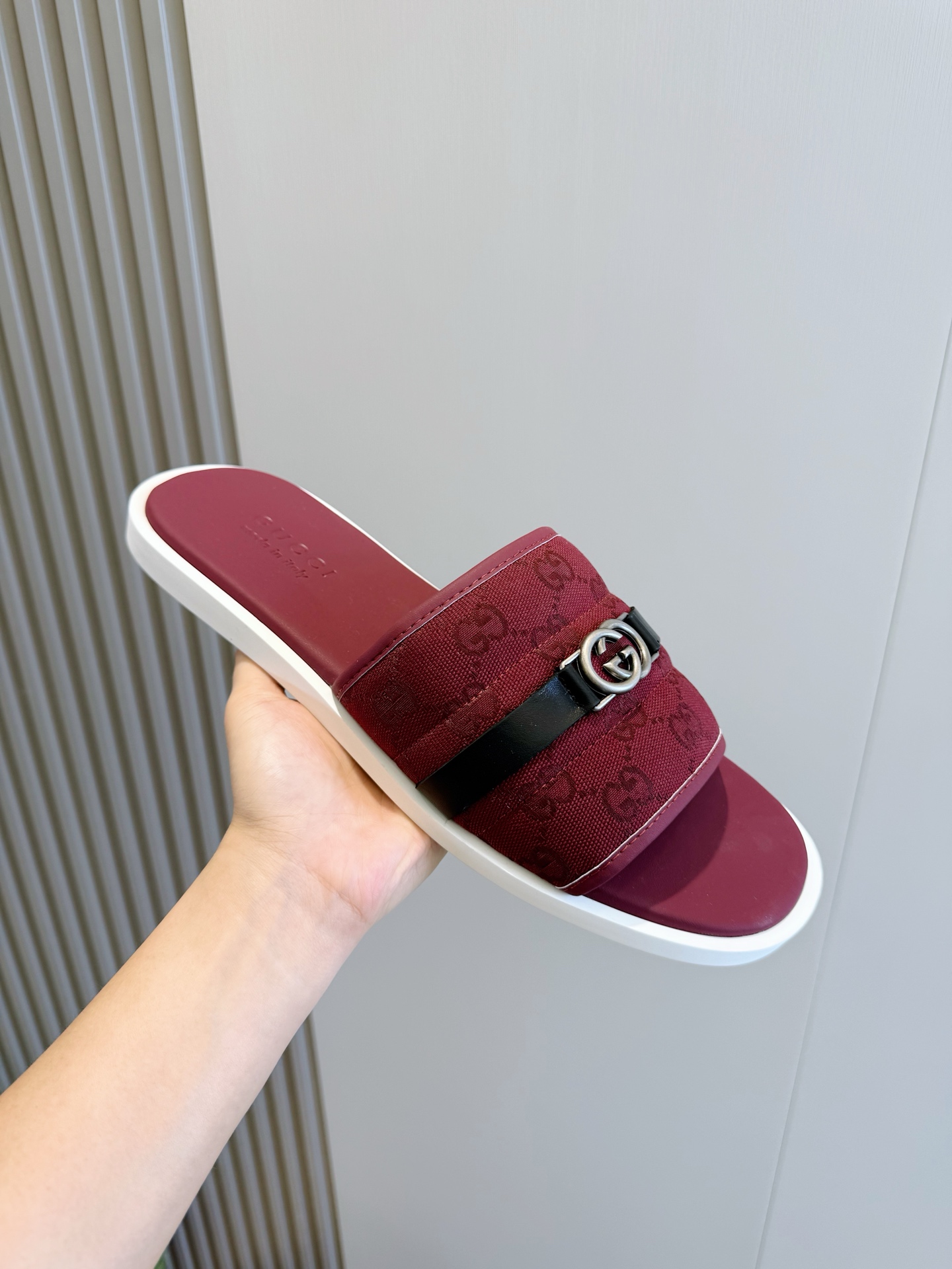 Cheap Gucci Slippers For Men in 236061, $55 USD- [IB236061] - Replica Gucci Slippers For Men