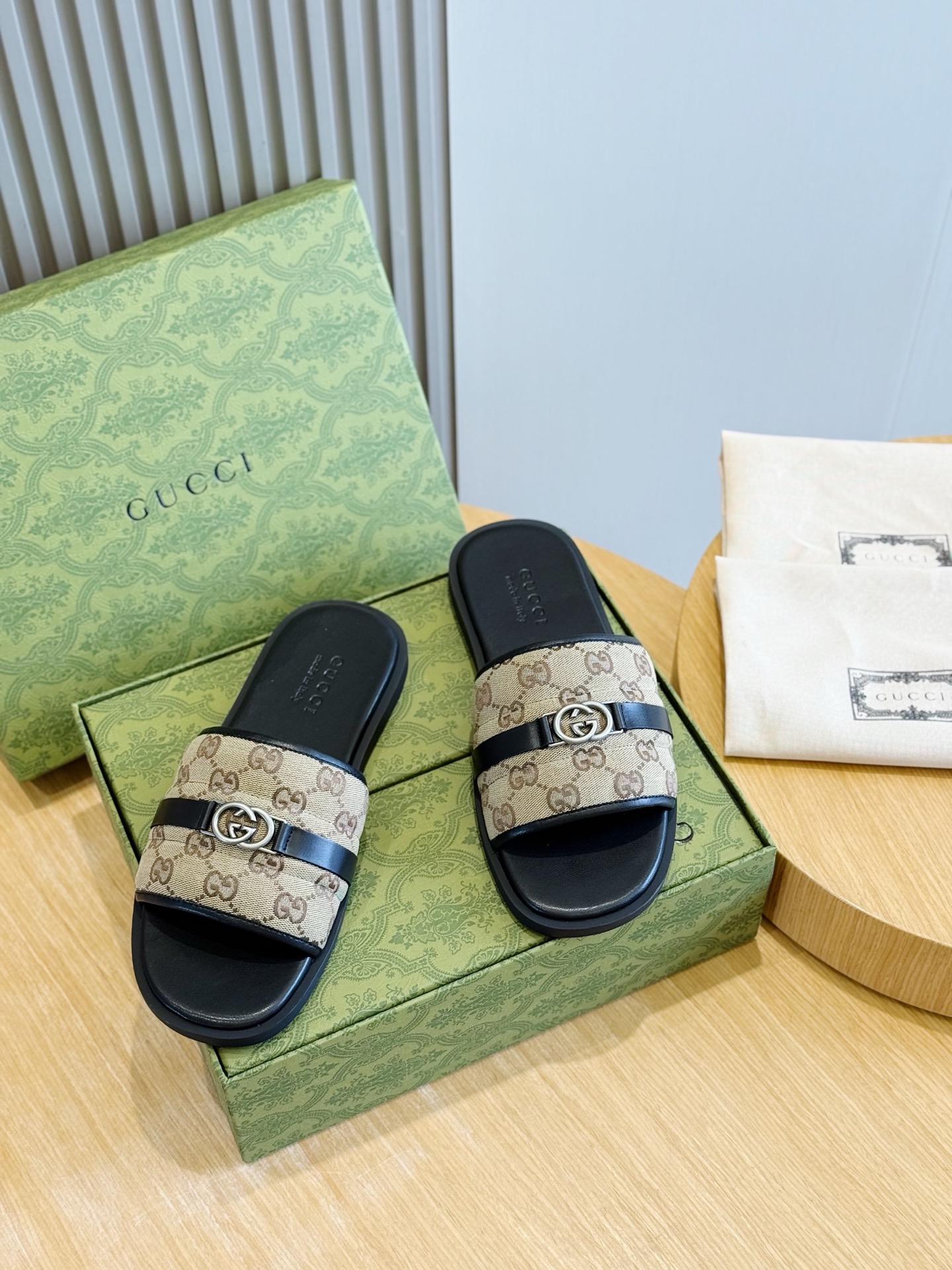 Cheap Gucci Slippers For Men in 236064, $55 USD- [IB236064] - Replica Gucci Slippers For Men