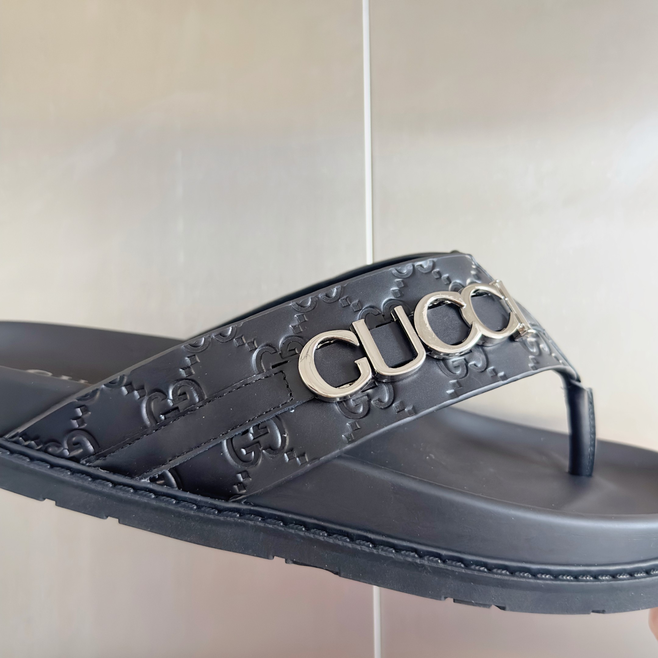 Cheap Gucci Slippers For Men in 236089, $60 USD- [IB236089] - Replica Gucci Slippers For Men