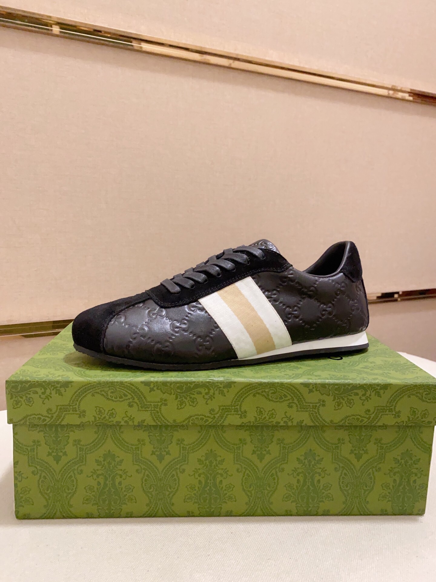 Cheap Gucci Casual Shoes For Men in 236106, $60 USD- [IB236106] - Replica Gucci Casual Shoes For Men