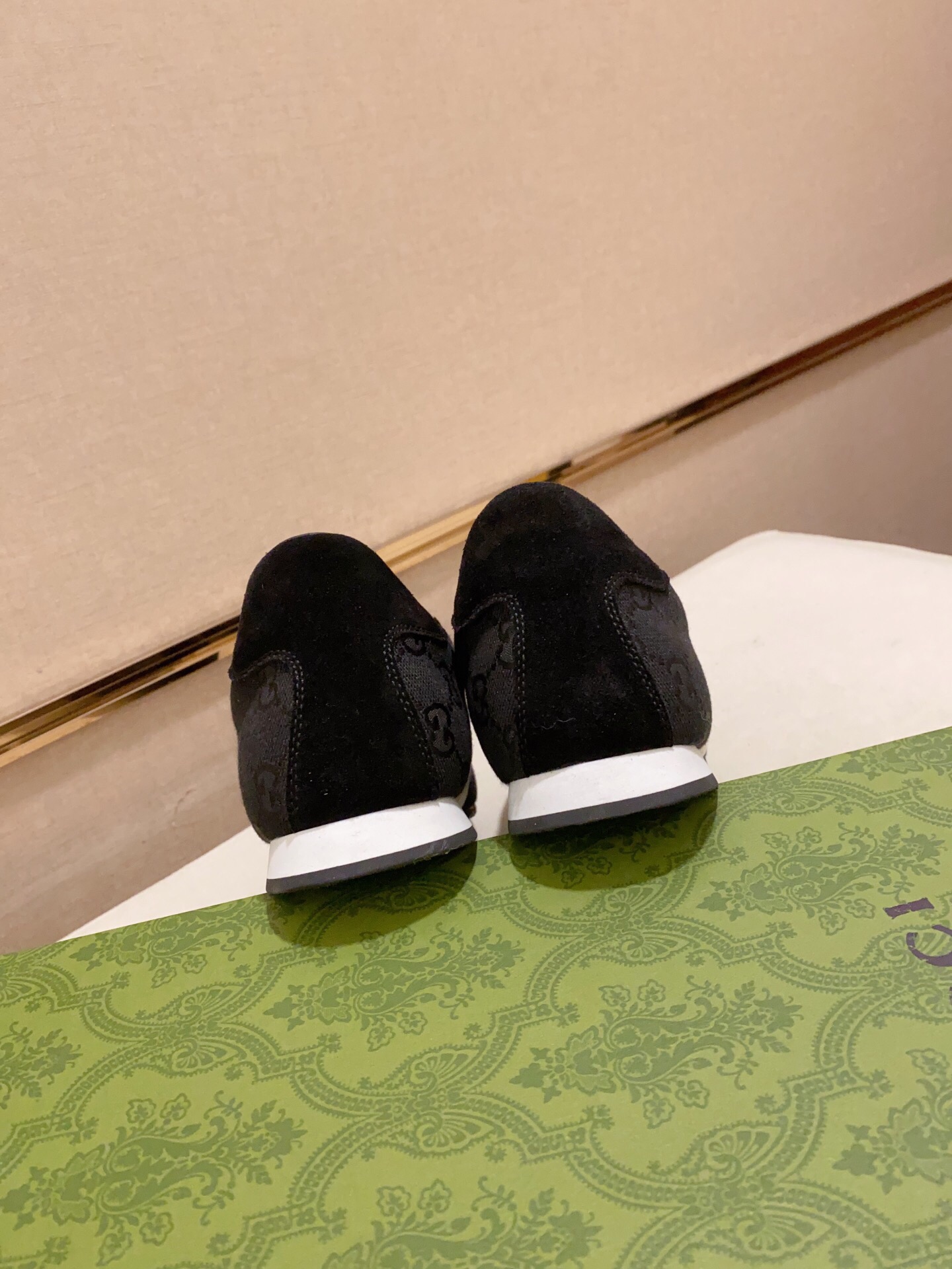 Cheap Gucci Casual Shoes For Men in 236108, $60 USD- [IB236108] - Replica Gucci Casual Shoes For Men