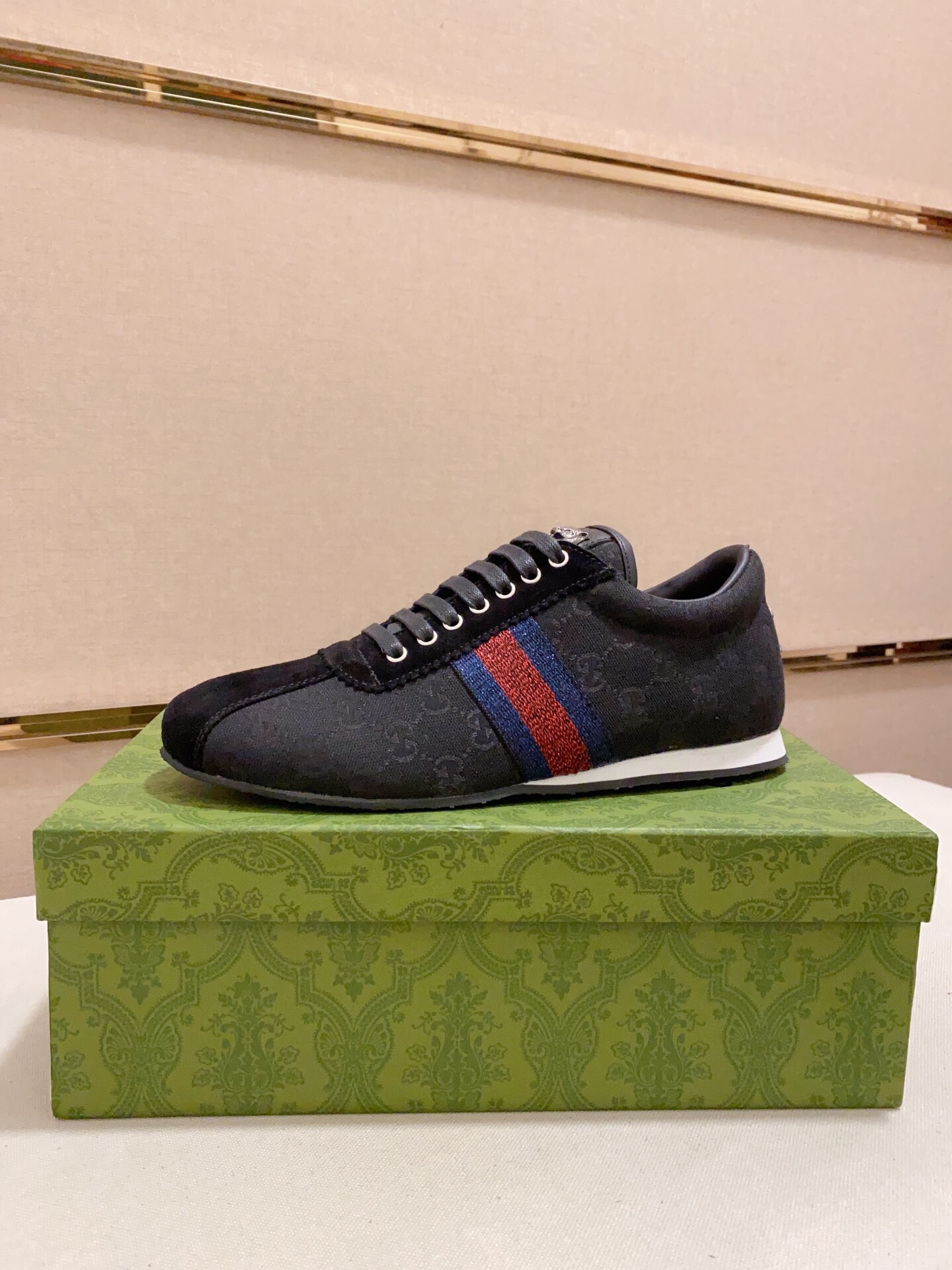 Cheap Gucci Casual Shoes For Men in 236113, $60 USD- [IB236113] - Replica Gucci Casual Shoes For Men