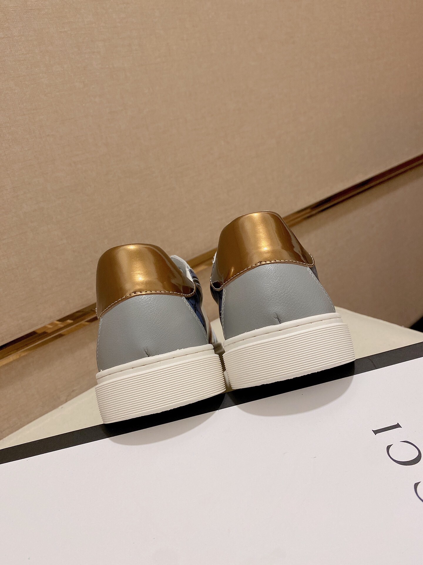 Cheap Gucci Casual Shoes For Men in 236114, $75 USD- [IB236114] - Replica Gucci Casual Shoes For Men