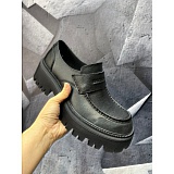 Balenciaga Leather Shoes in 229775