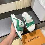 Louis Vuitton Slippers For Men in 233724